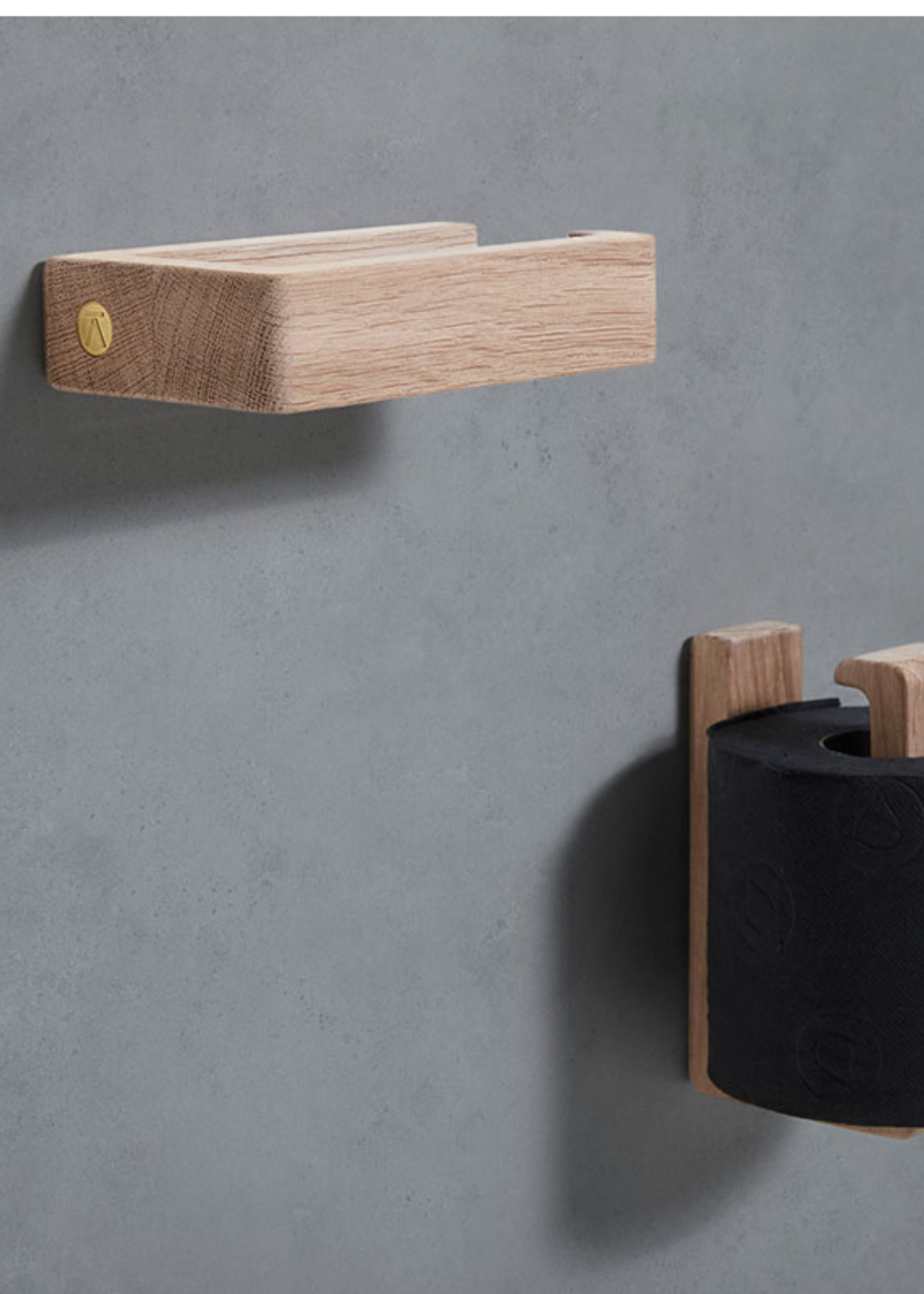 Andersen Furniture - Toiletpapierhouder - Toilet Towel Holder - Oak Lacquer