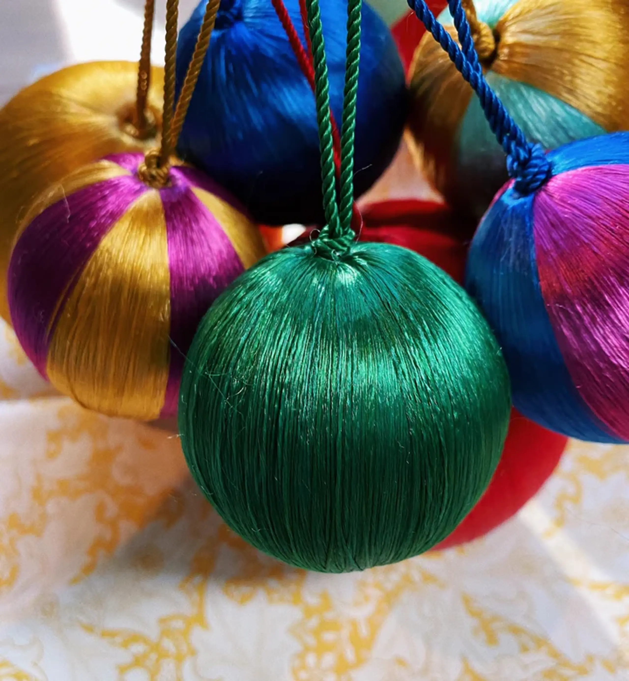 Anna + Nina - Christbaumkugel - Corded Ornament - Small - Green