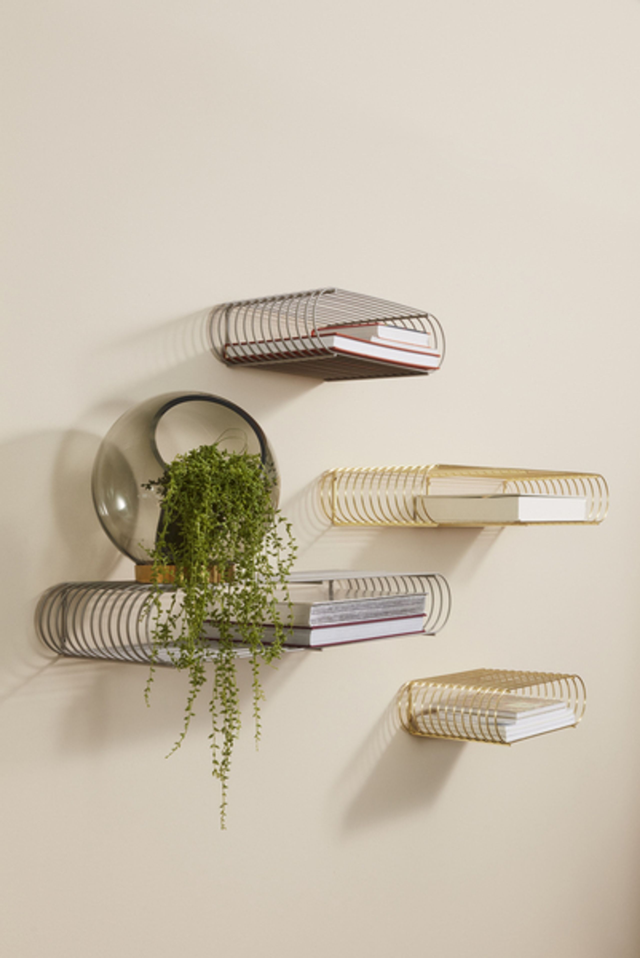 AYTM - Regalbrett - CURVA shelf - Silver - Large