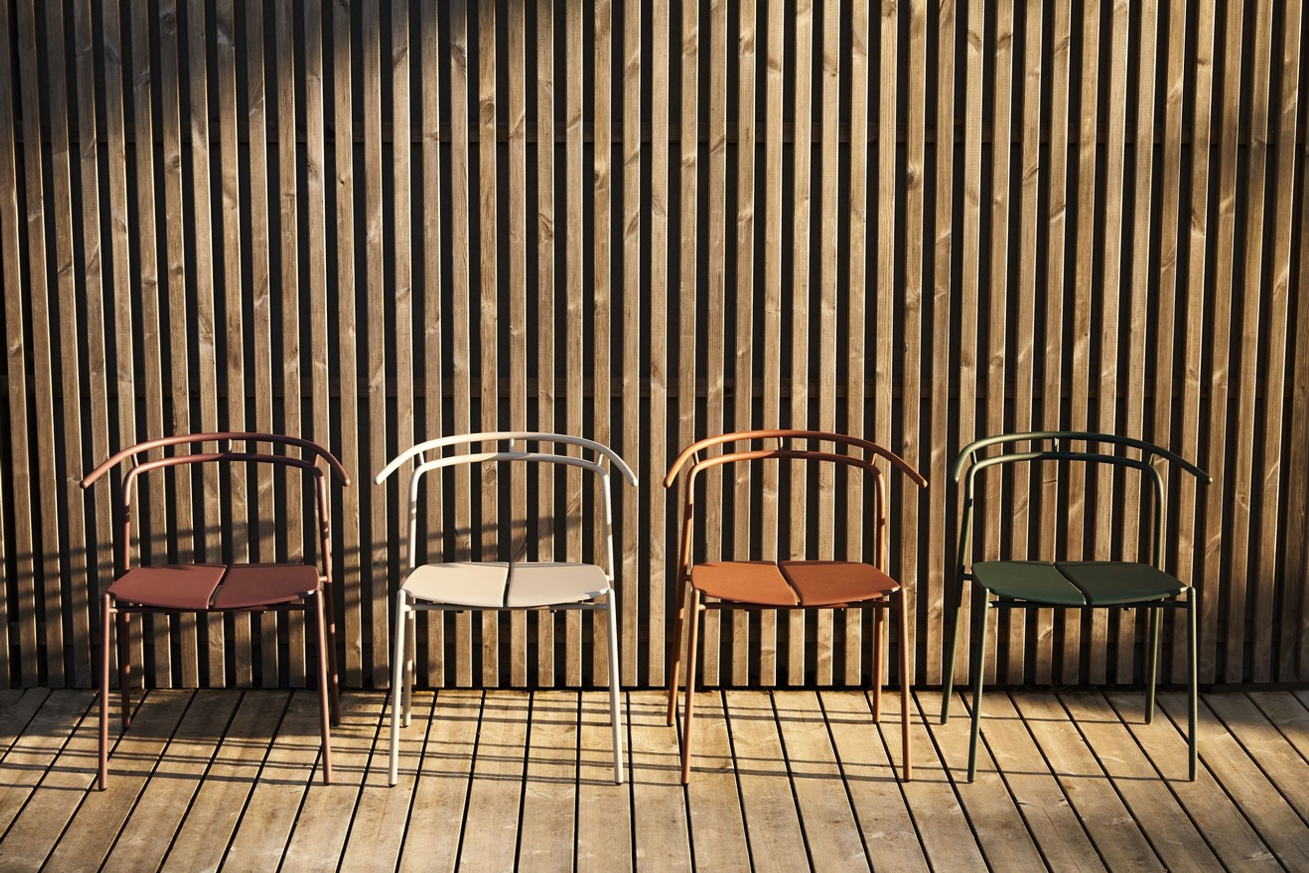 AYTM - Chair - NOVO dining chair - Forest