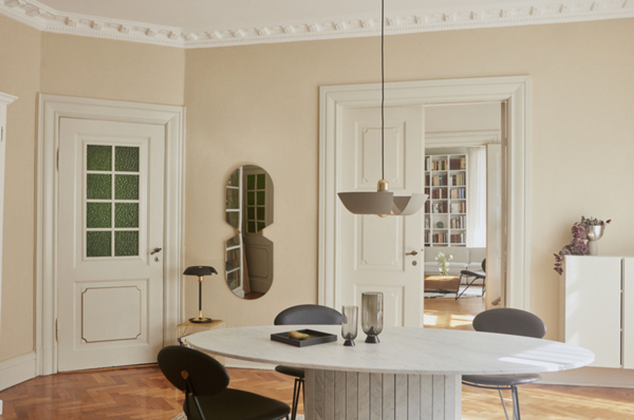 AYTM - Stoel - Semper Dining Chair - Black