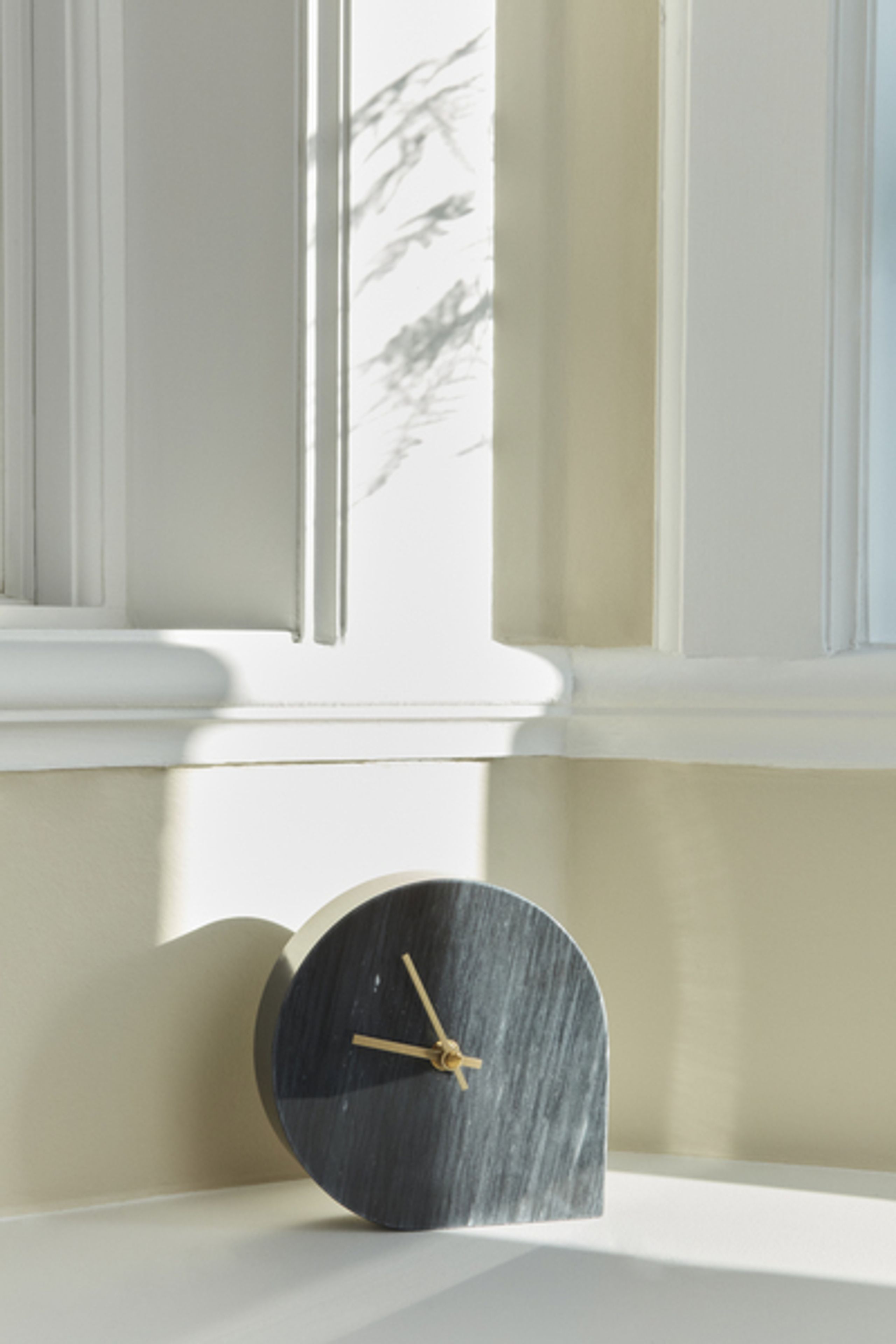 AYTM - Clock - Stilla Clock - Black