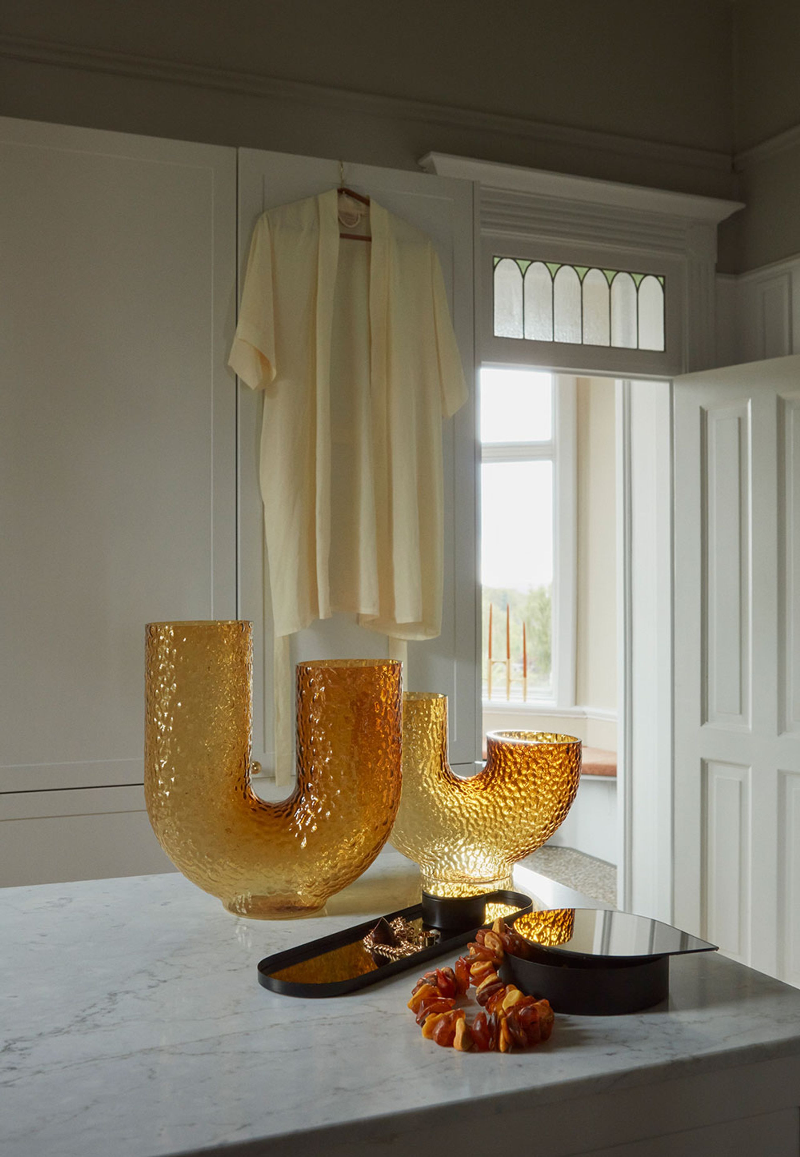 AYTM - Vase - ARURA Vase - Black Small