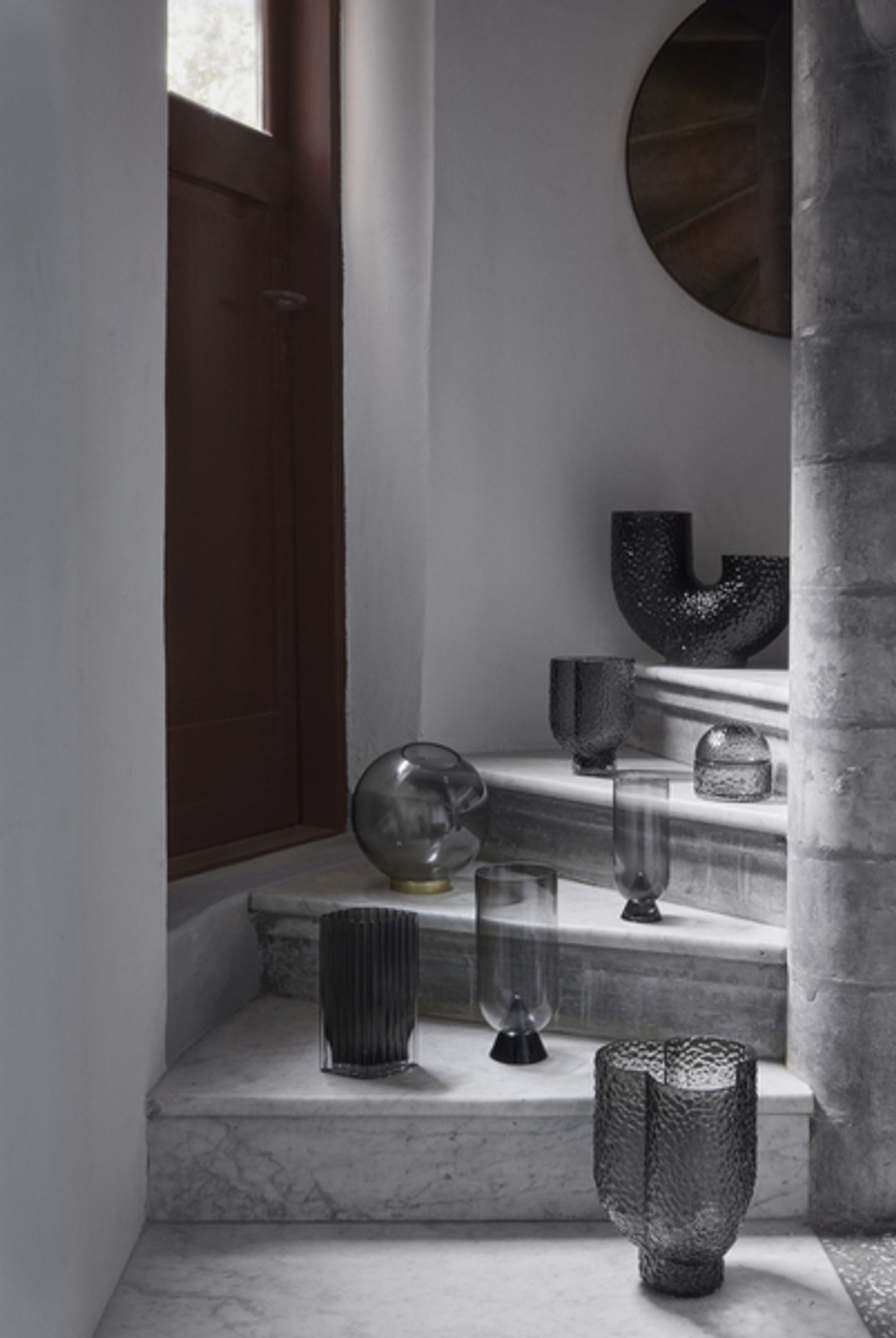 AYTM - Vase - Folium Vase - Black