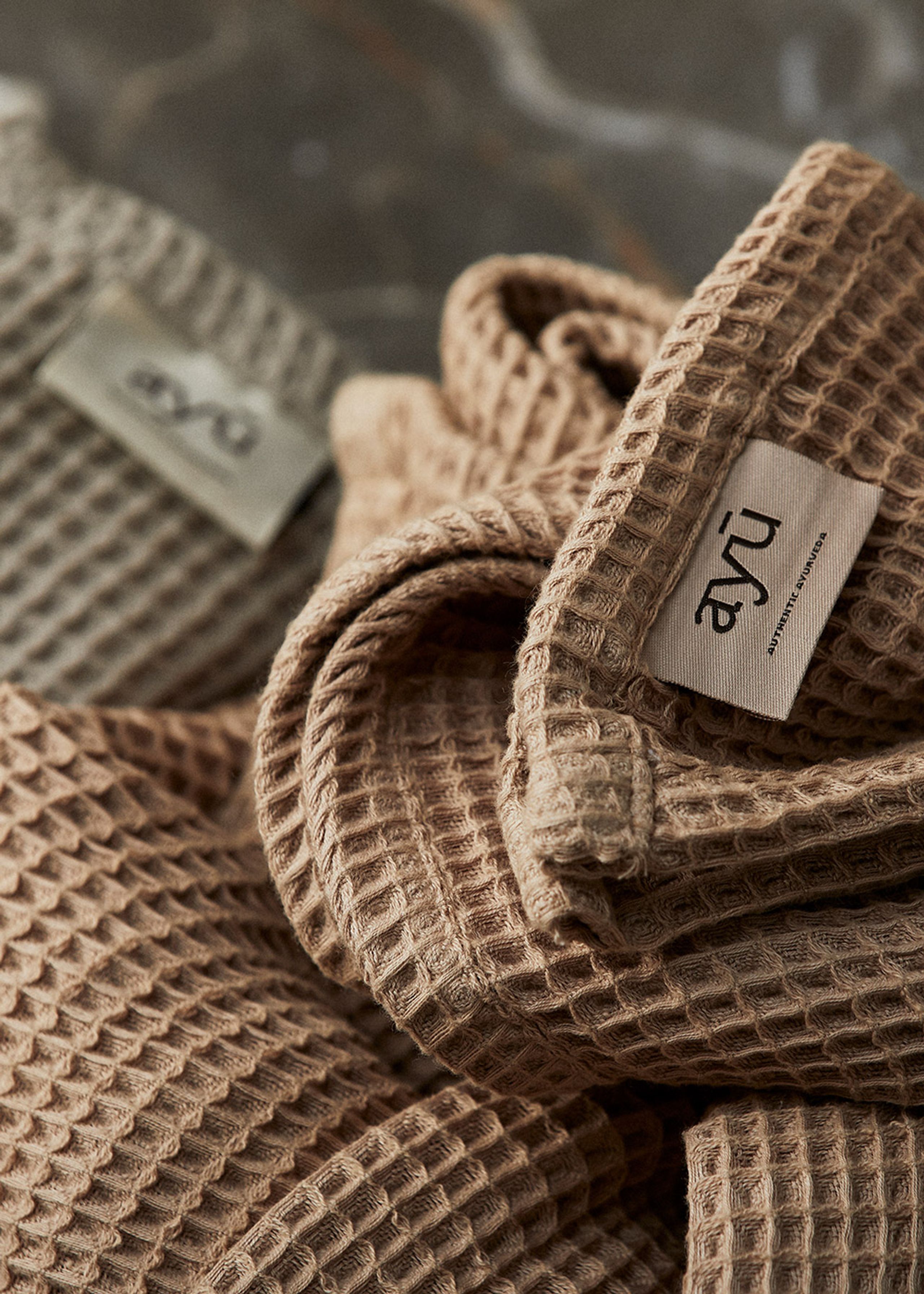 Ayu - Towel - Waffle Towels - Vata / Light Grey