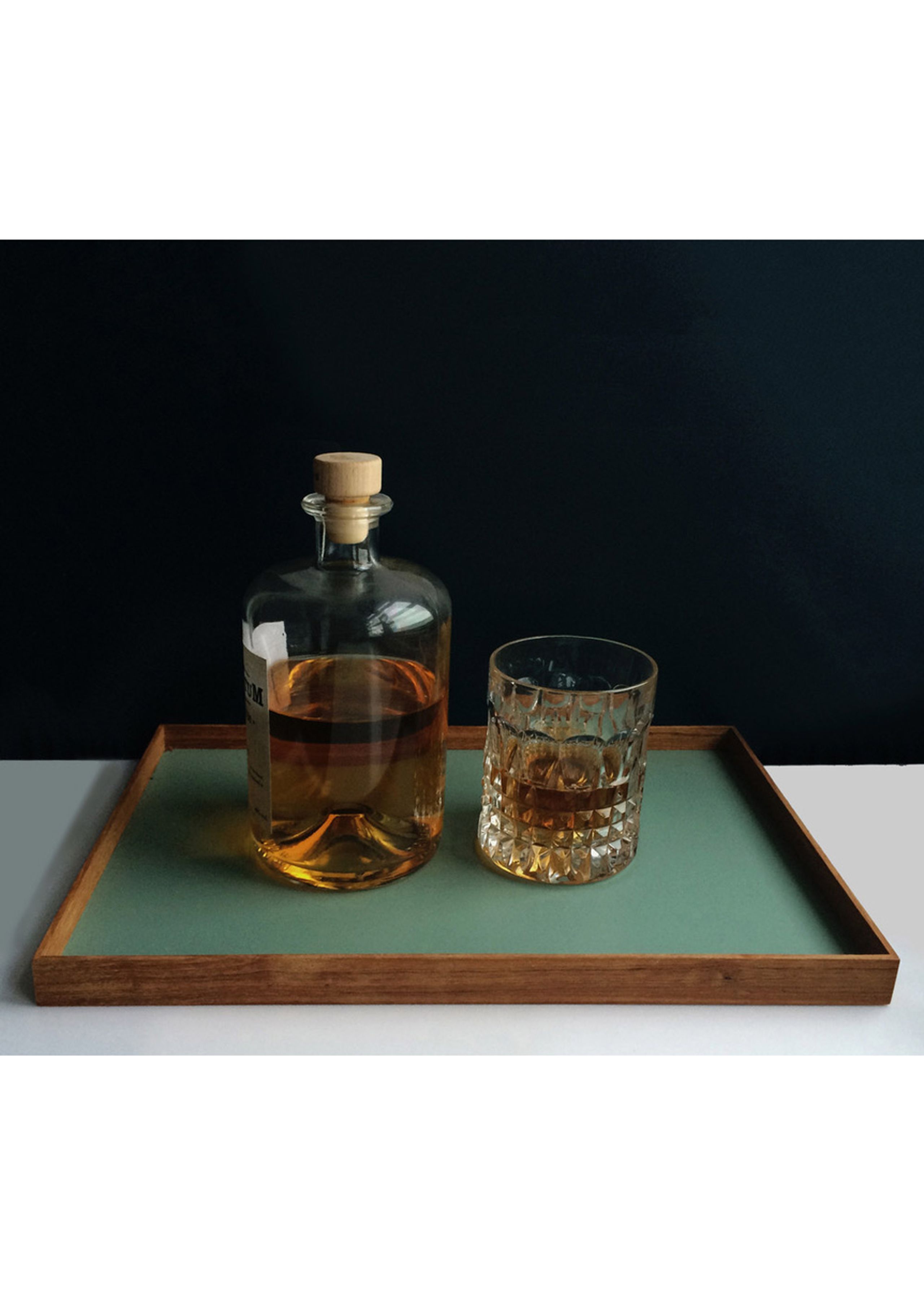 Gejst - Plateau - Frame Tray - Medium / Warm Grey, Oak