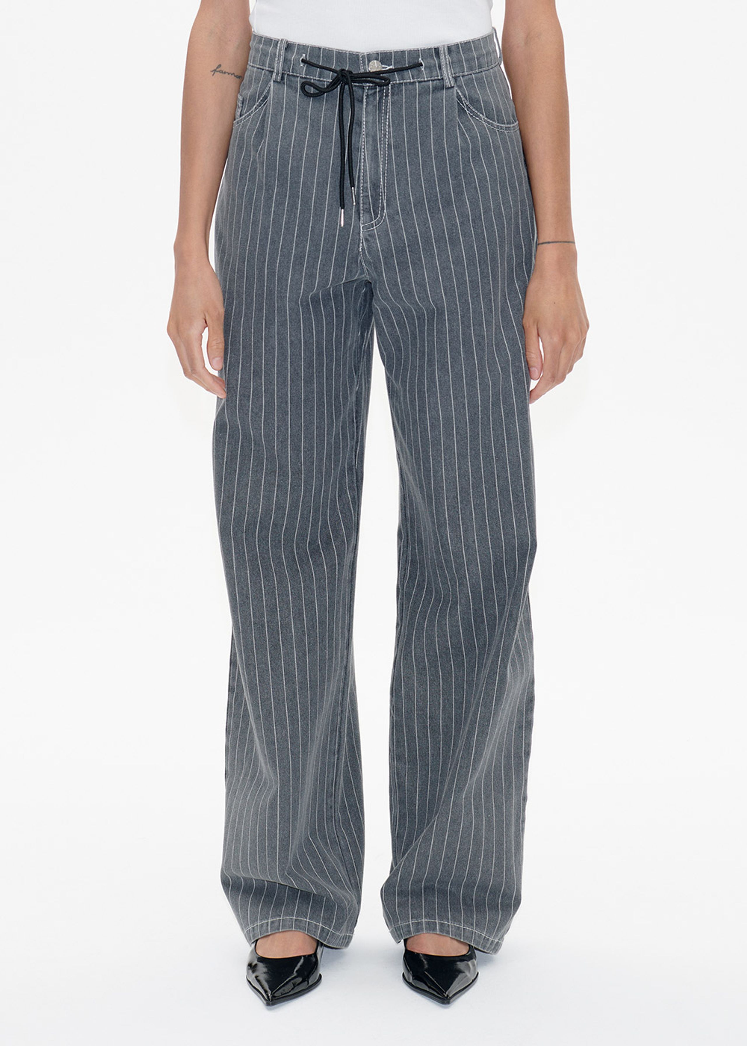 Baum und Pferdgarten - Pants - Nanny - Grey Pinstripe Denim