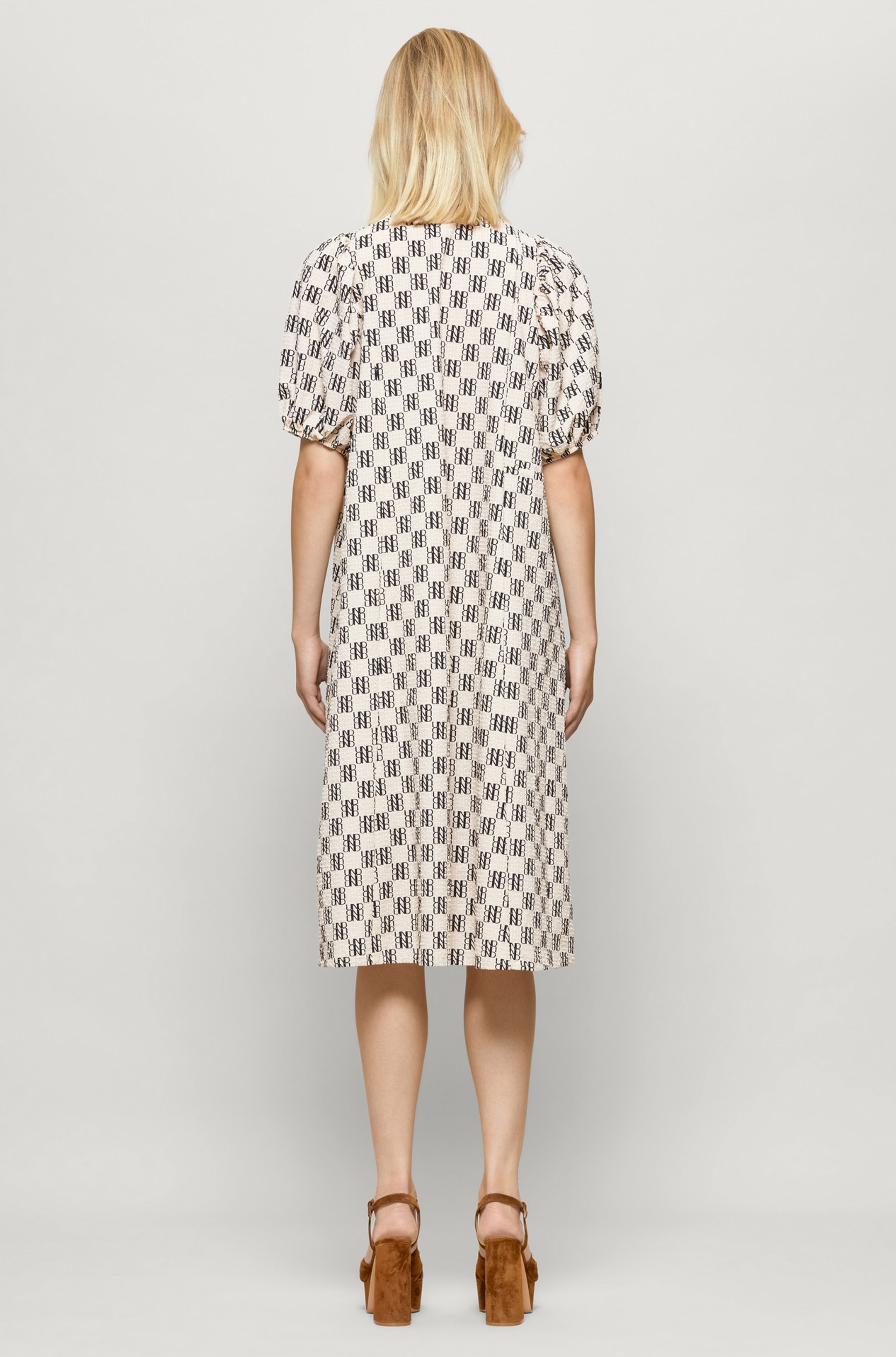 Baum und Pferdgarten - Dress - Azalia - Beige Black Und