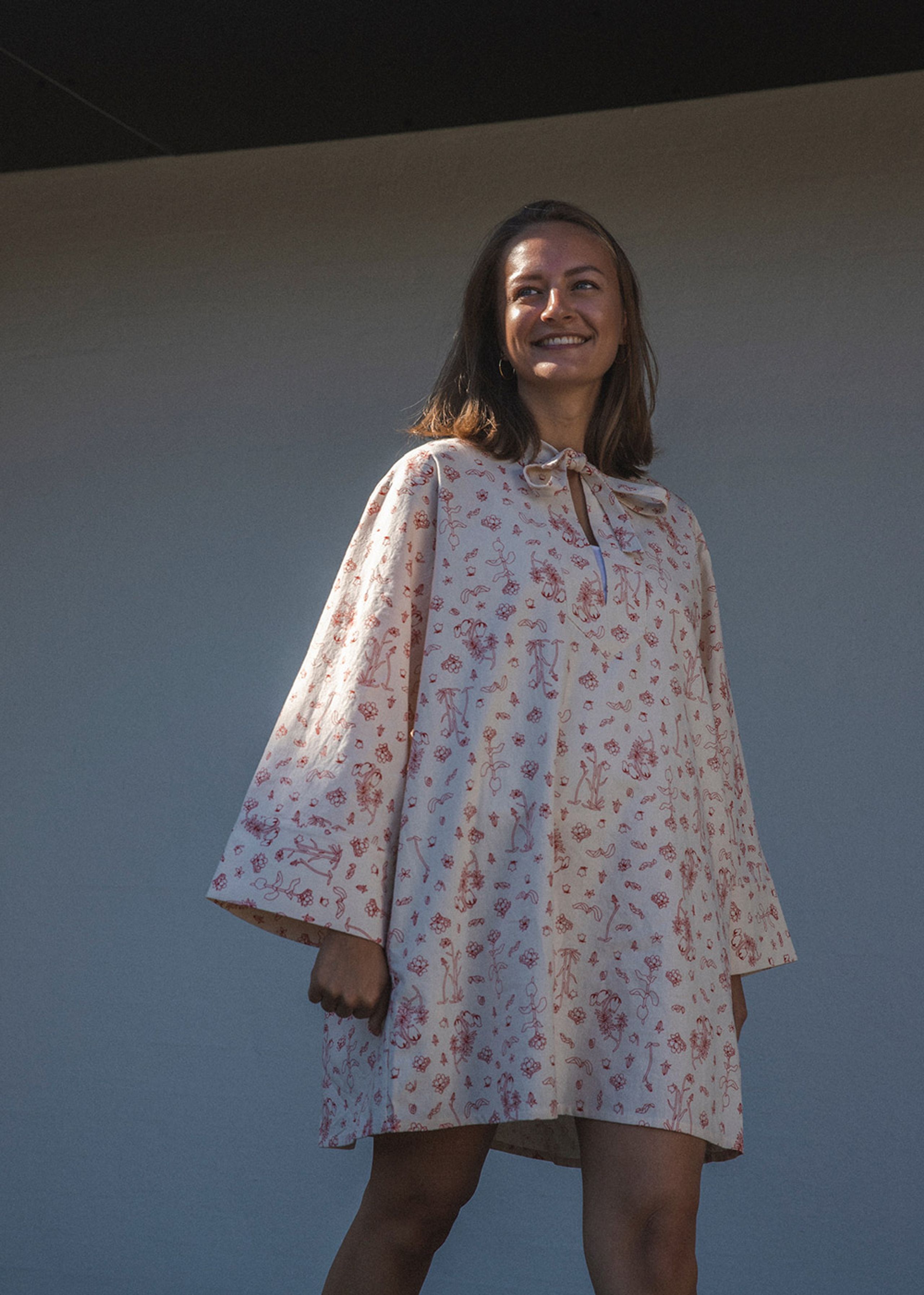 Baum und Pferdgarten - Koszula - Abi AW22 - Arctic Flora Red