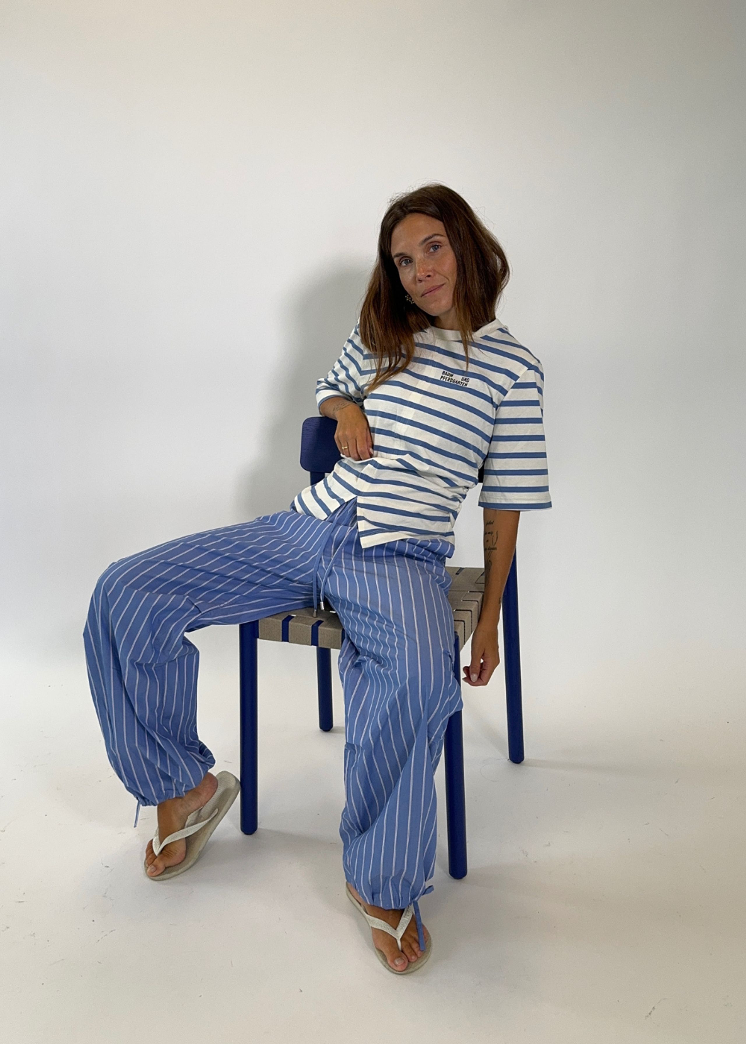 Baum und Pferdgarten - T-Shirt - Juma - Blue Ebb Whisper Stripe