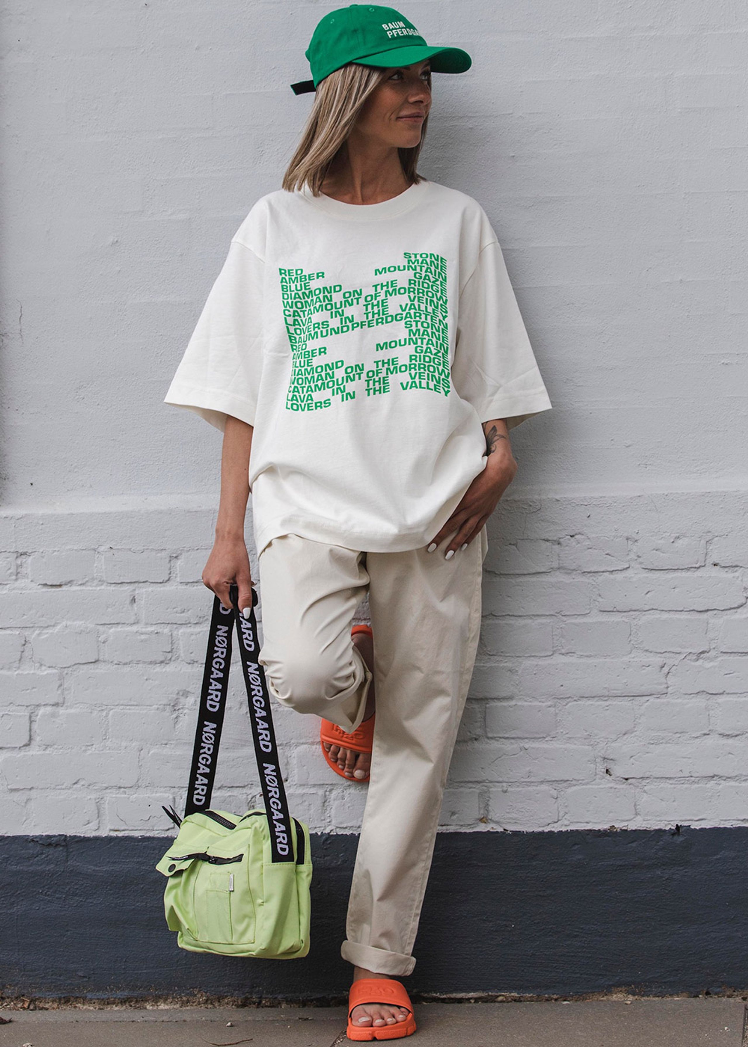 Baum und Pferdgarten - T-shirt - Jilli - Green Mountain Poem