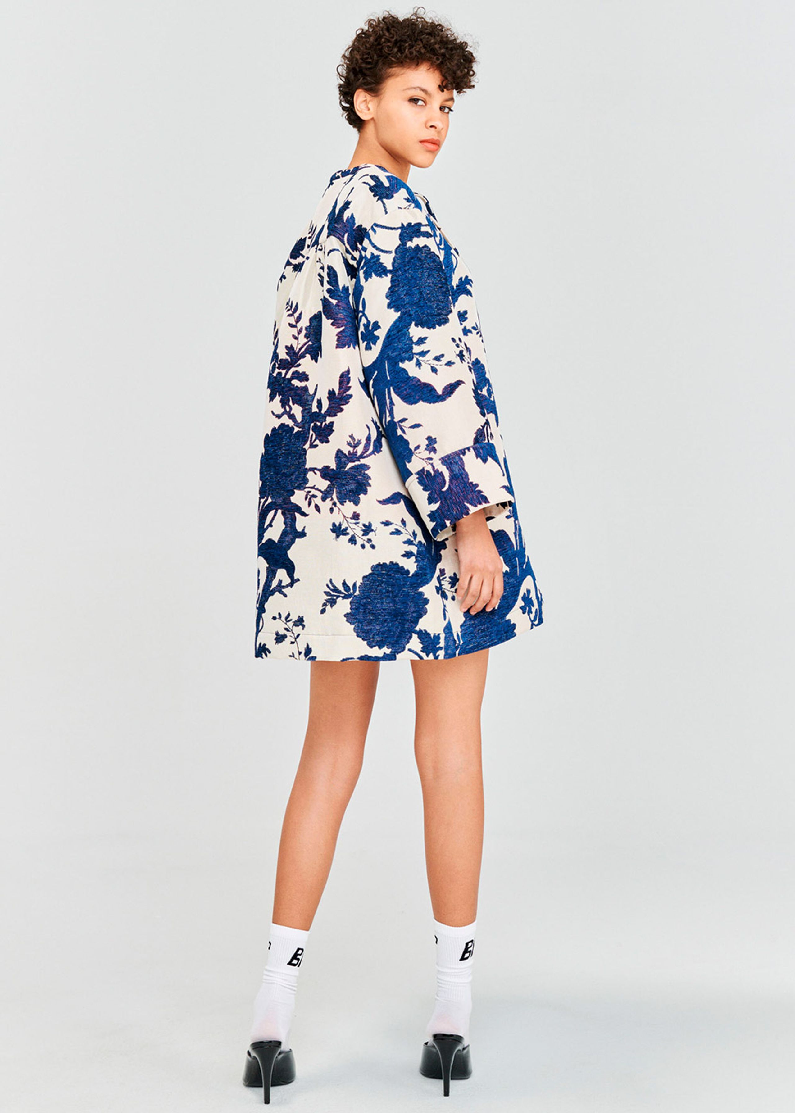 Baum und Pferdgarten - Túnica - Abi AW22 - Cream Blue Flower