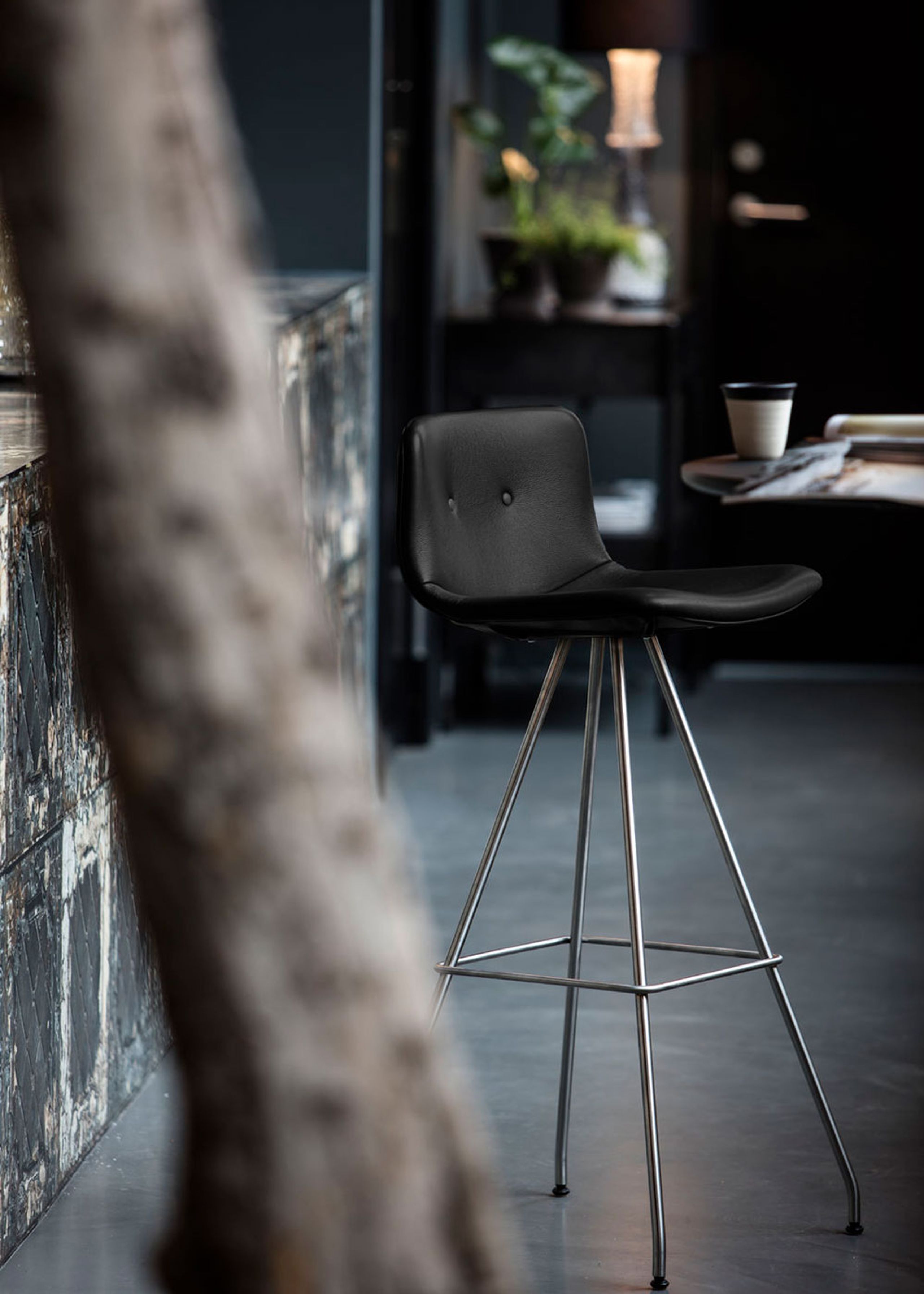 Bent Hansen - Tabouret de bar - Primum Bar Stool - Stel: Sort Pulverlakeret Stål / Betræk: Sort Zenso semi-anilinlæder - Høj