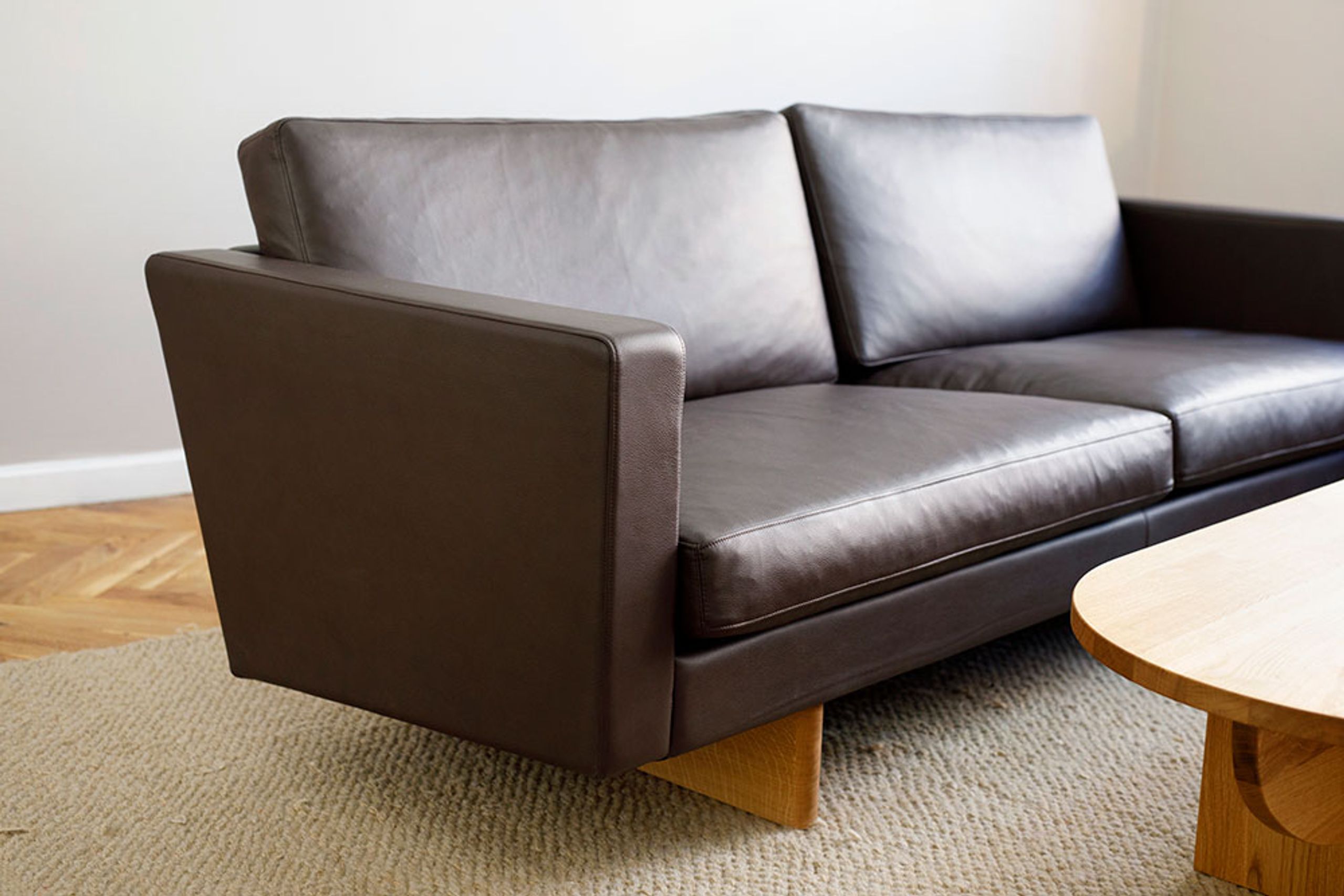 Bernstorffsminde - Armchair - SH88 Stol - Standard Leather - Black