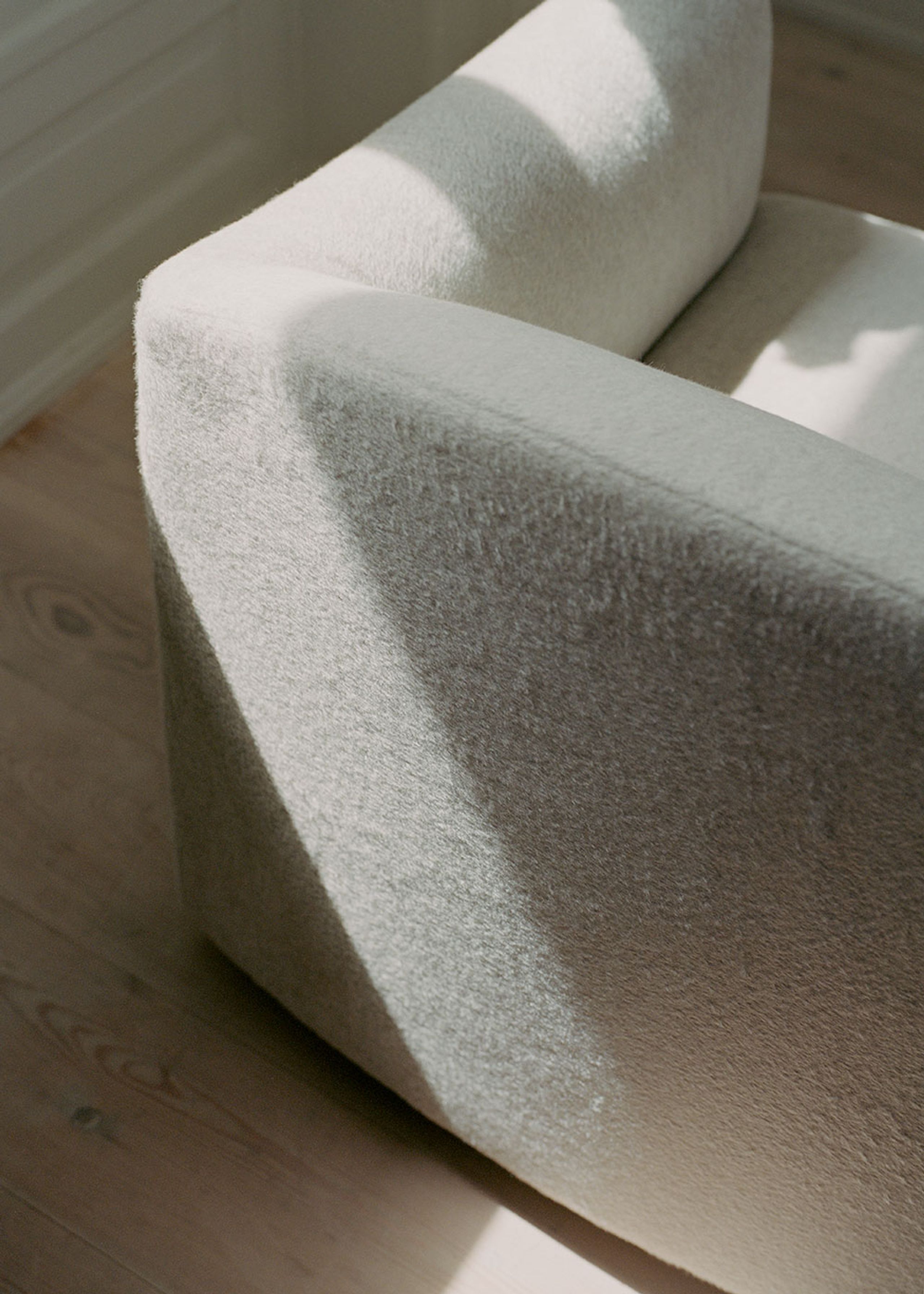 Bernstorffsminde - Loungestol - Shore Lounge Chair Extended Base - Marlon Taupe