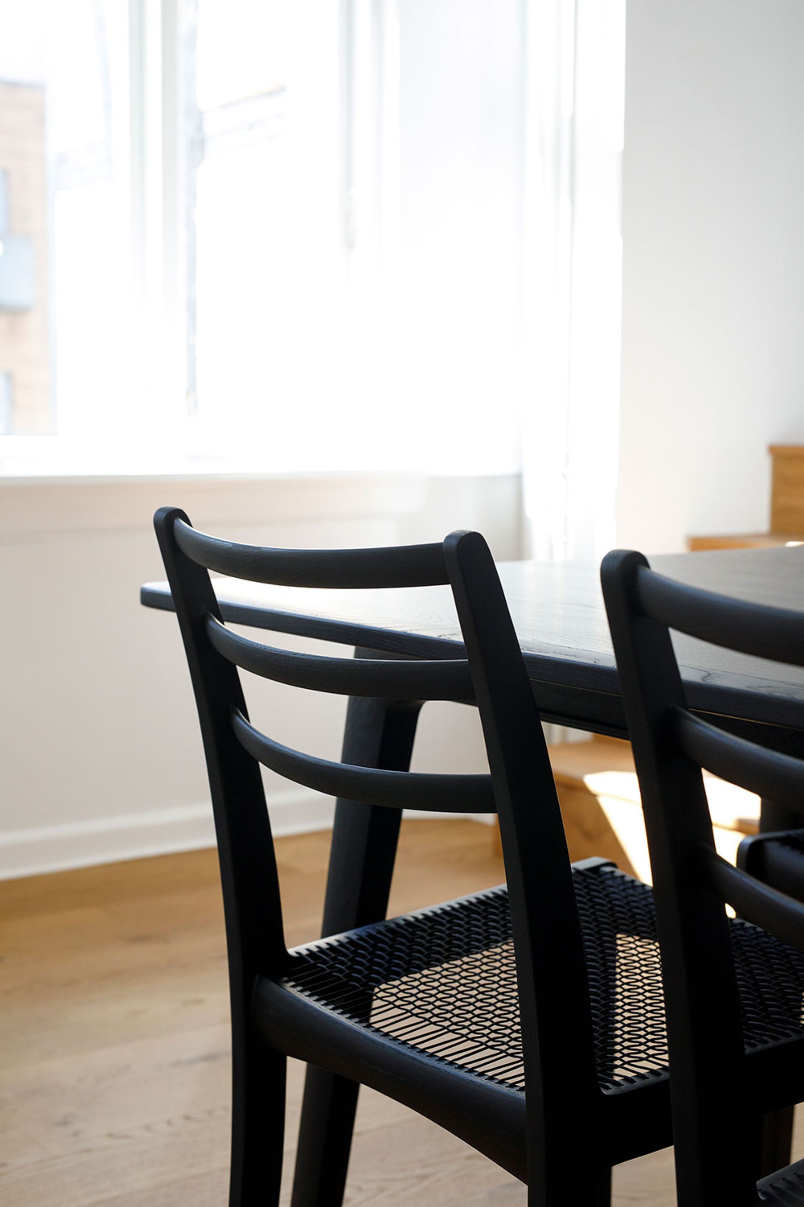 Bernstorffsminde - Dining Table - Elegance Table - Black Lacquered Ash