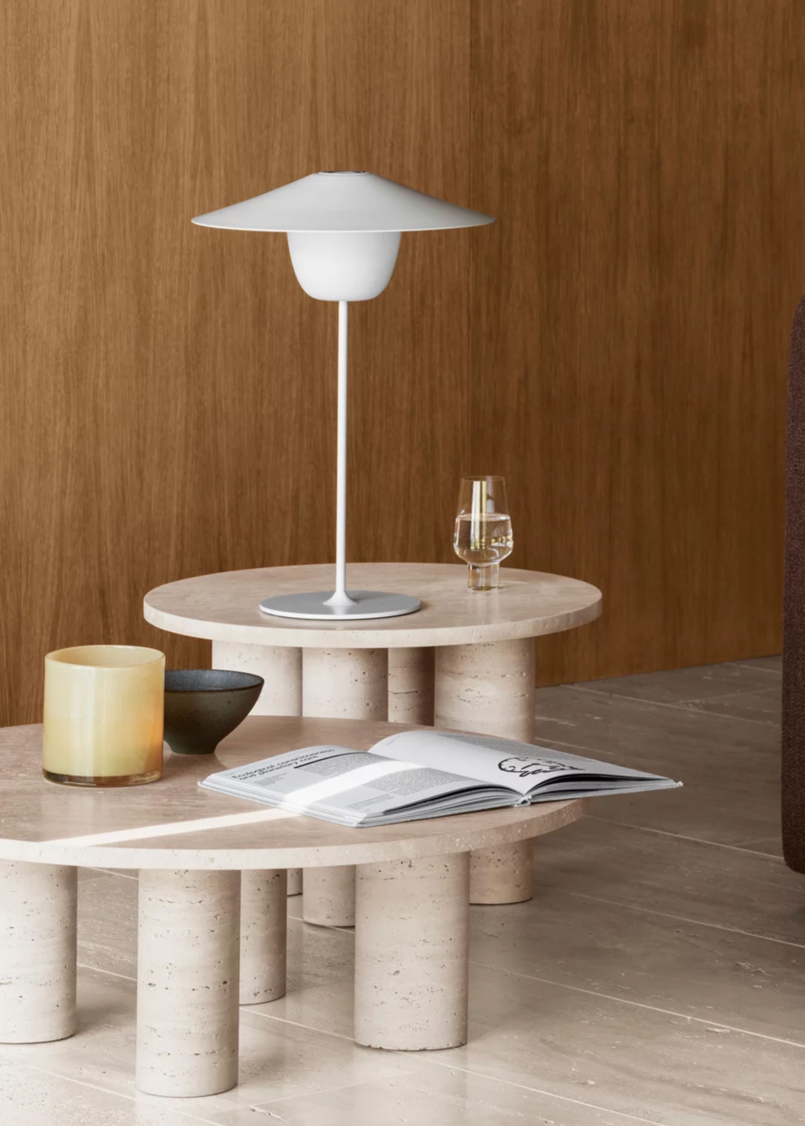 Blomus - Candle holder - Hurricane Lamp - Saga - Large / Vanilla