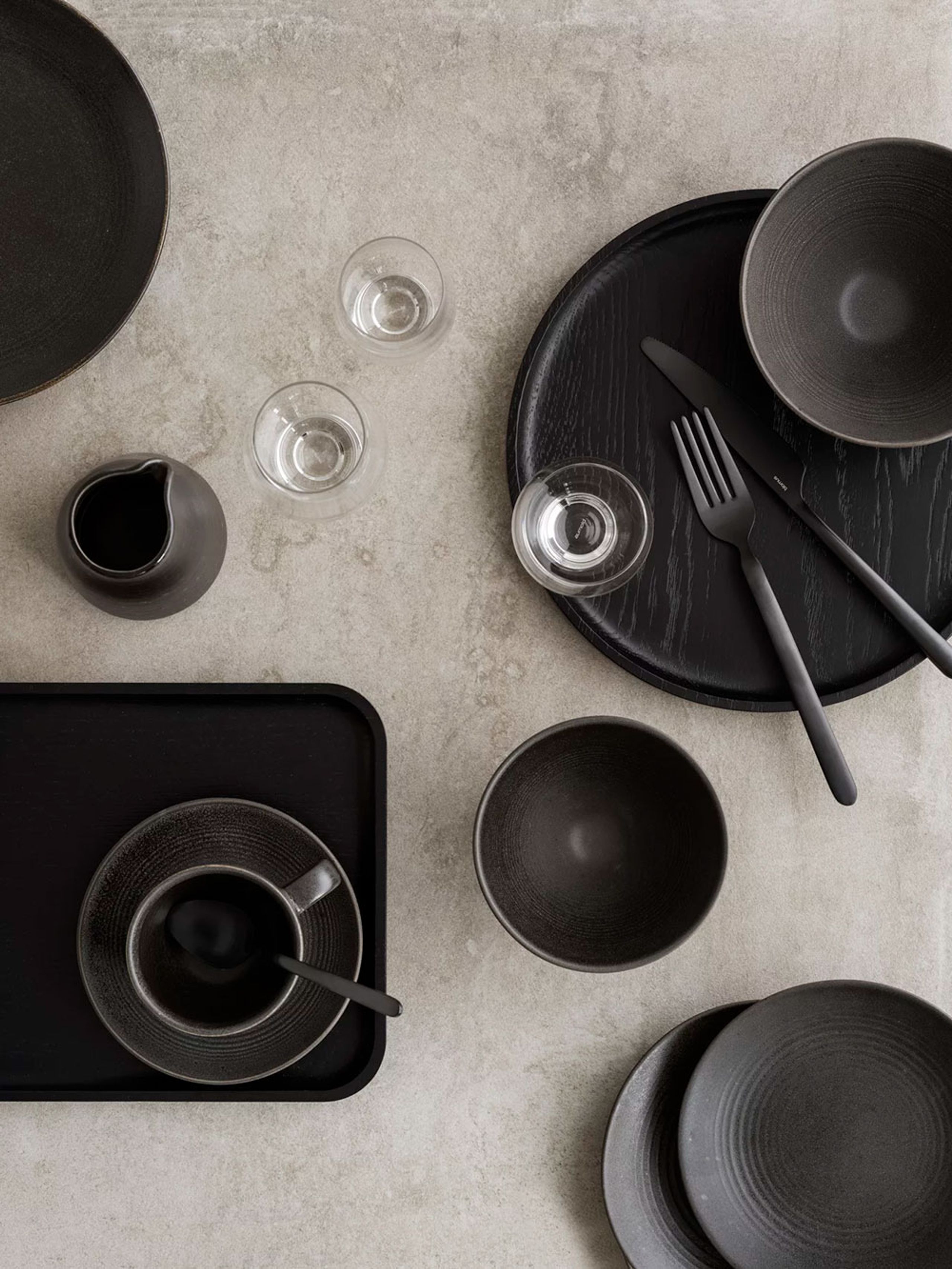 Blomus - Taca - Oku Tray - Black - M - Round