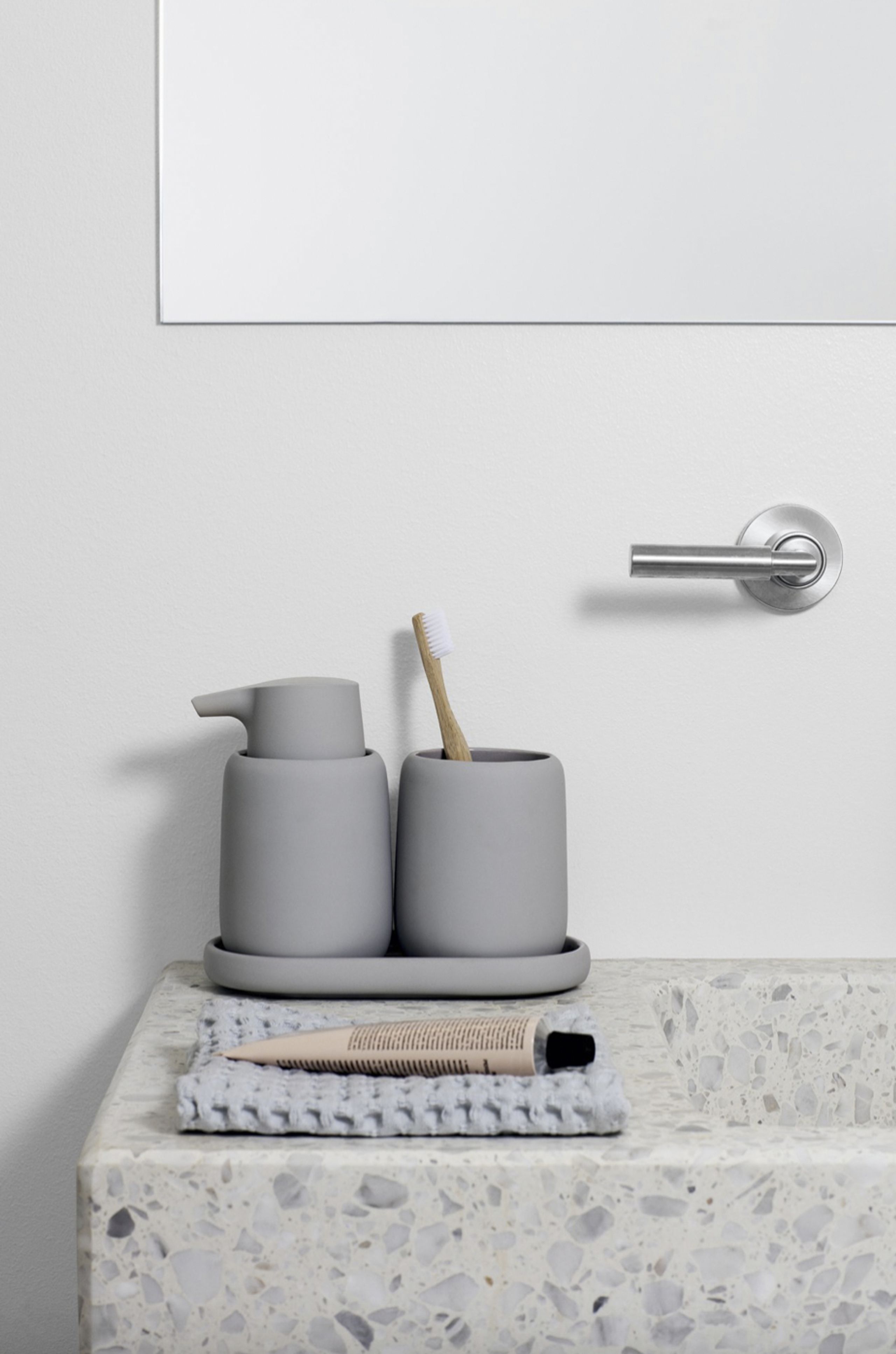 Blomus - Container - Sono Toothbrush Tumbler - Black