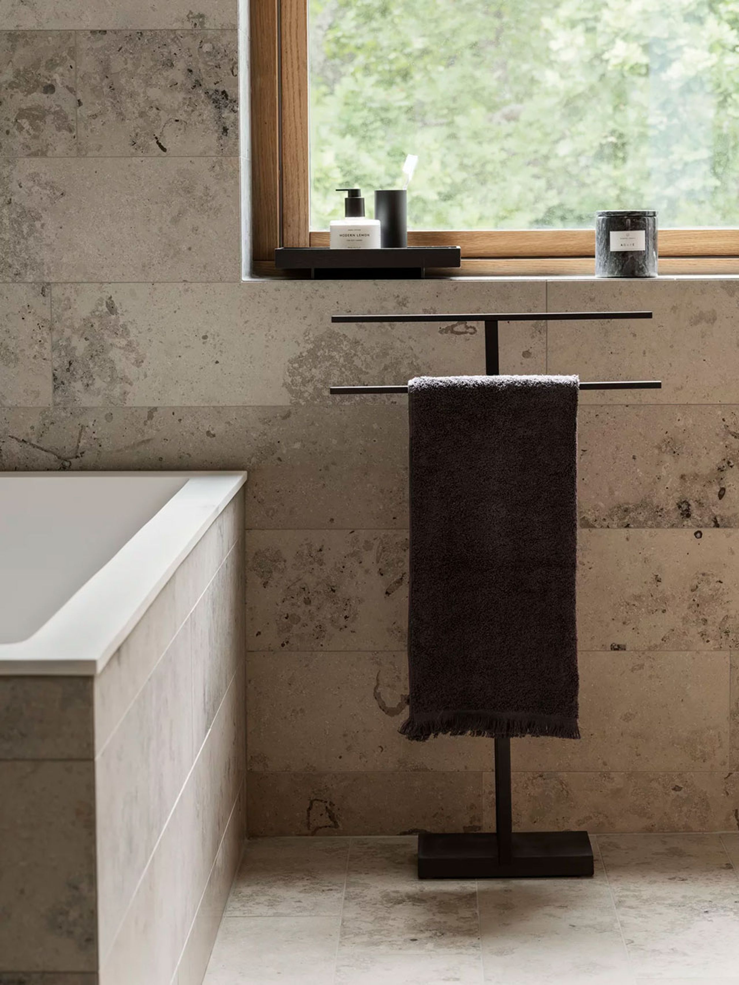 Blomus - Hand Cream - Satomi Hand Lotion - Modern Lemon