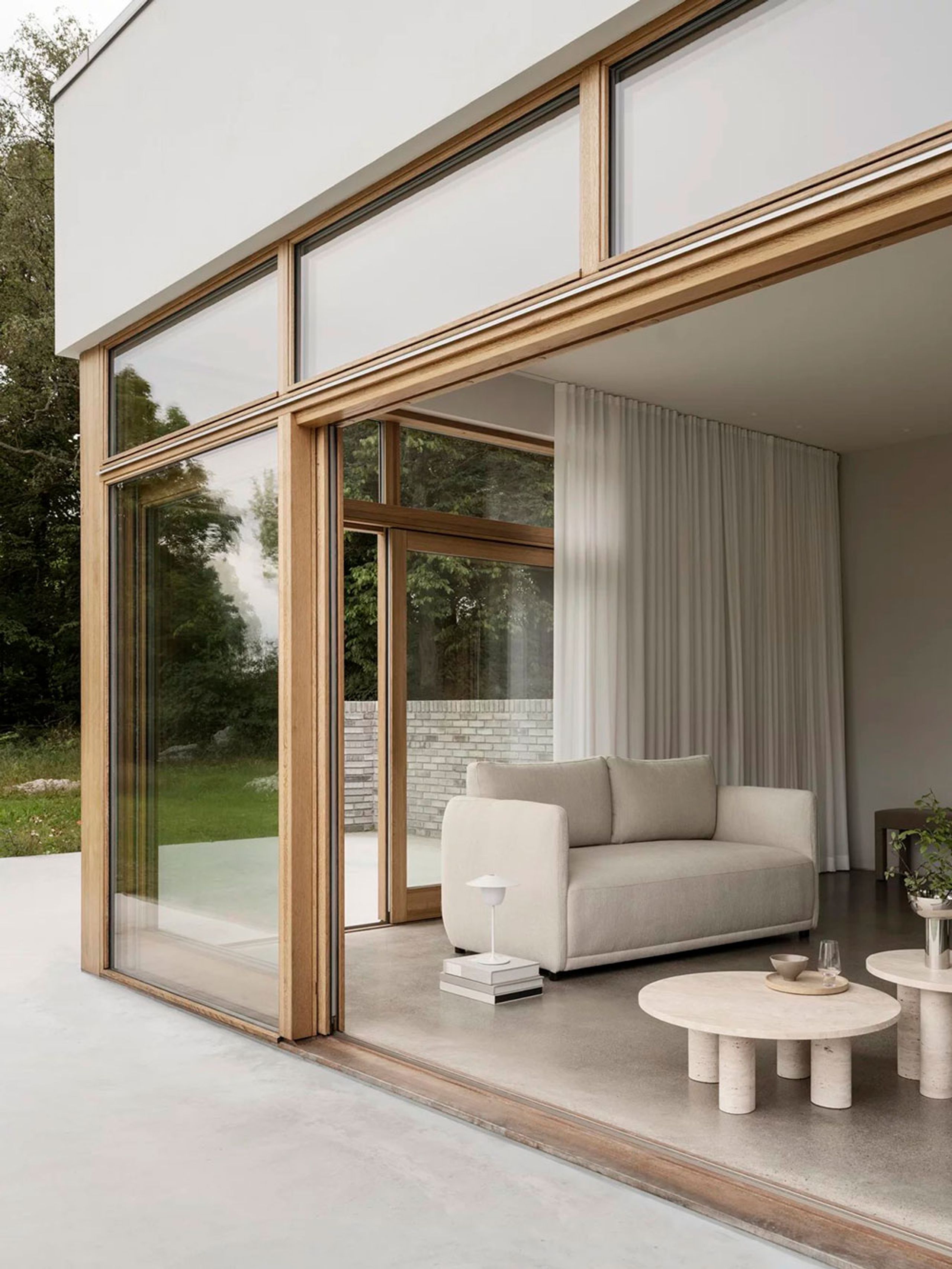 Blomus - Coffee Table - Volos Coffee Table - Round - Travertine