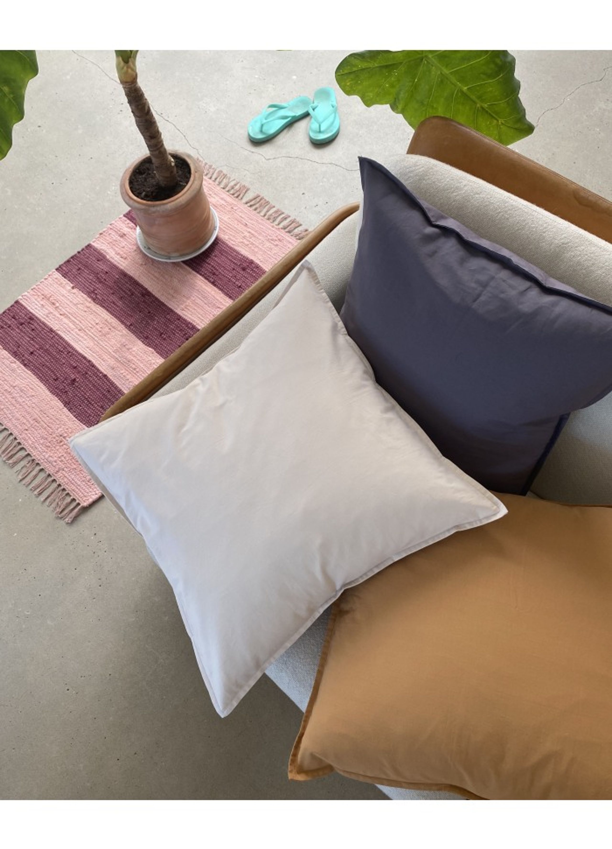 Bongusta - Polštář - Papelain Pillow - Orchid bouquet