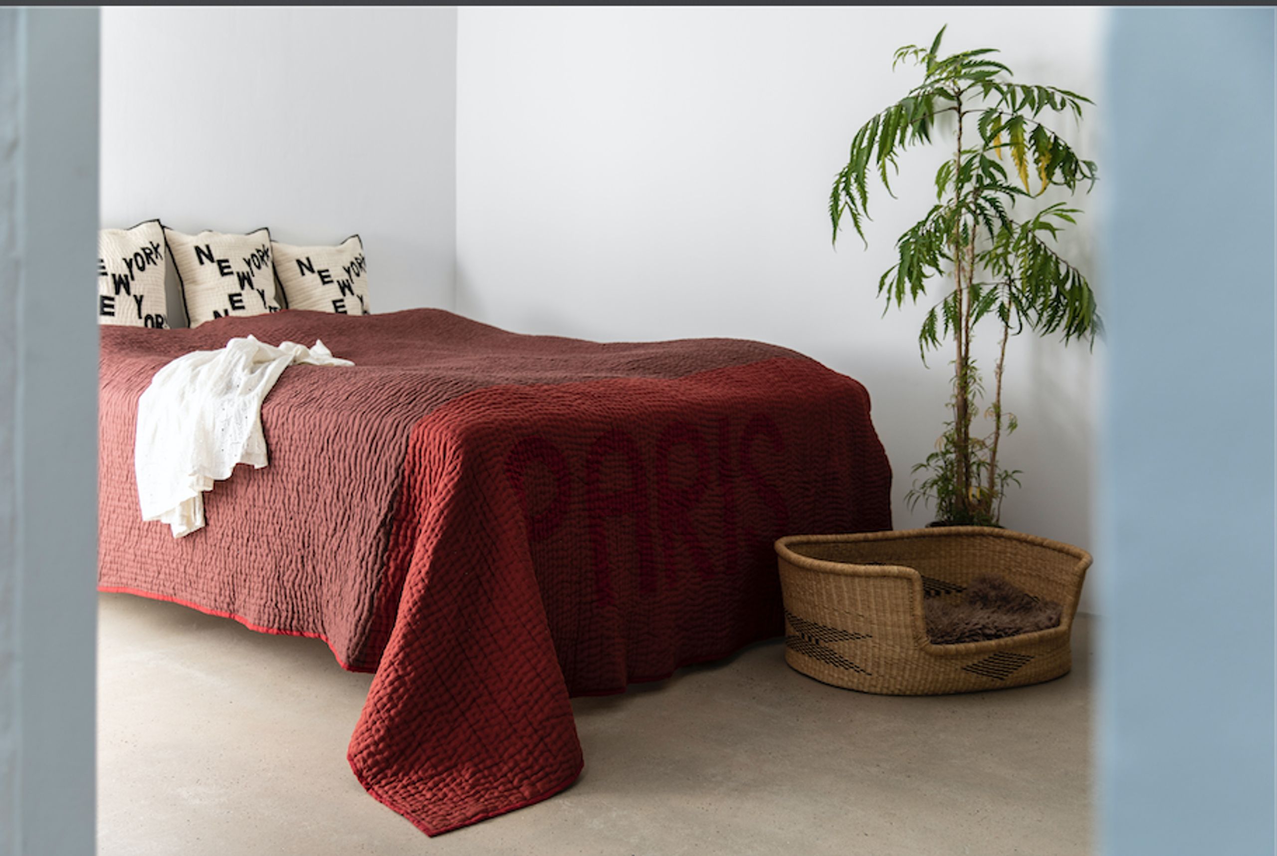 Bongusta - Bed Cover - Paris Bed Cover - Red