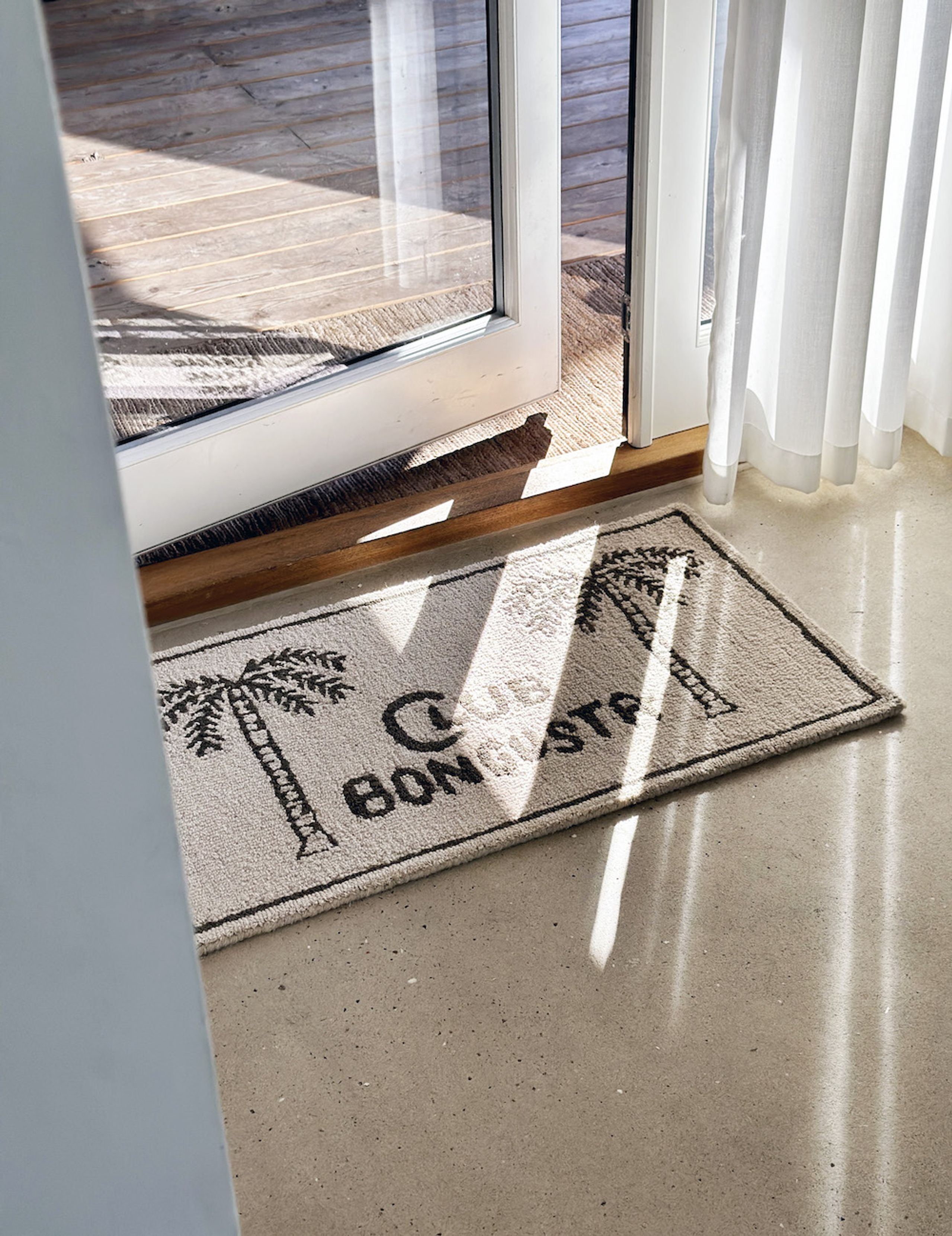 Bongusta - Wall blanket - Frame Rug - Club Bongusta