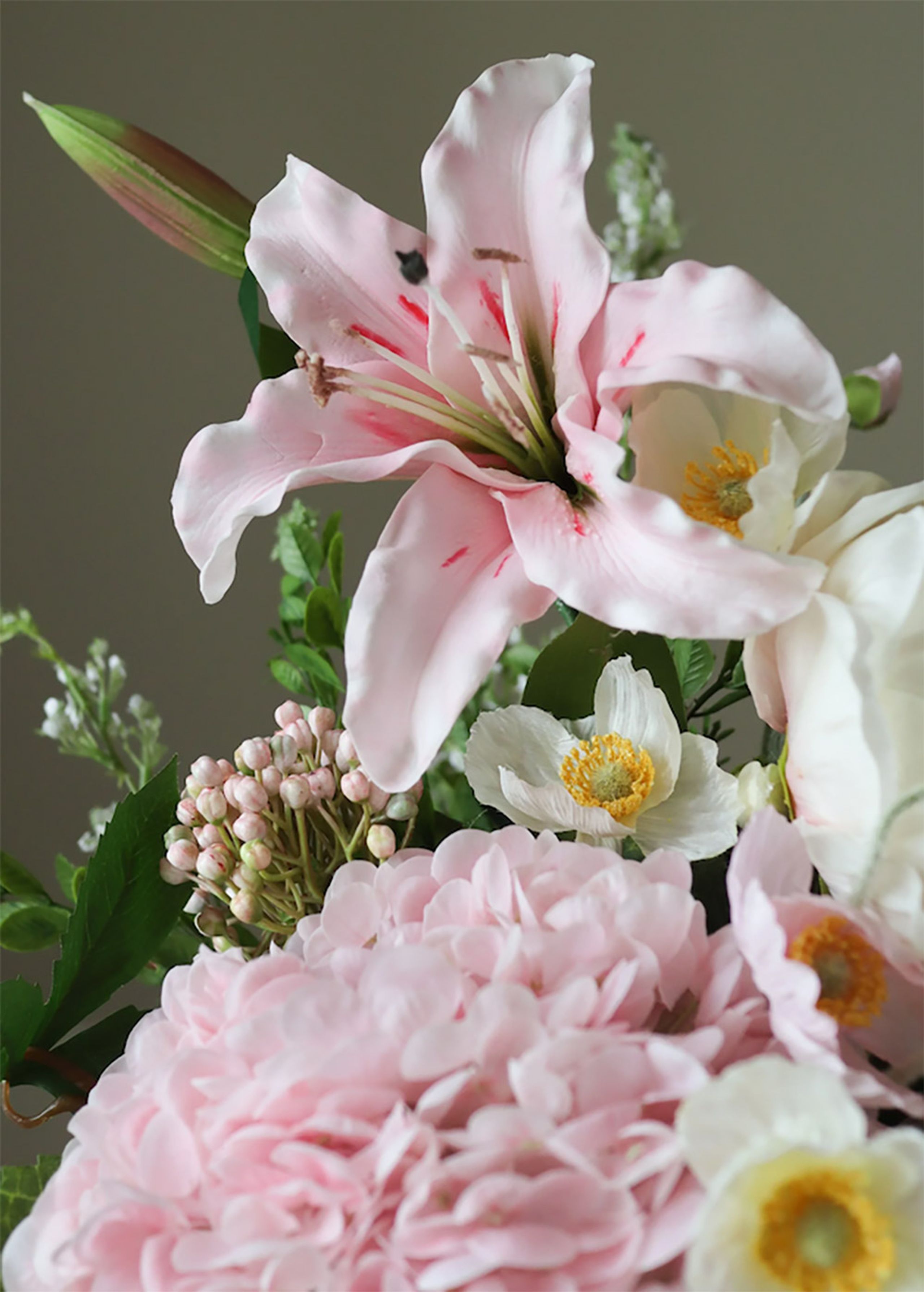 Botané - Artificial flowers - Bouquet - Milkshake