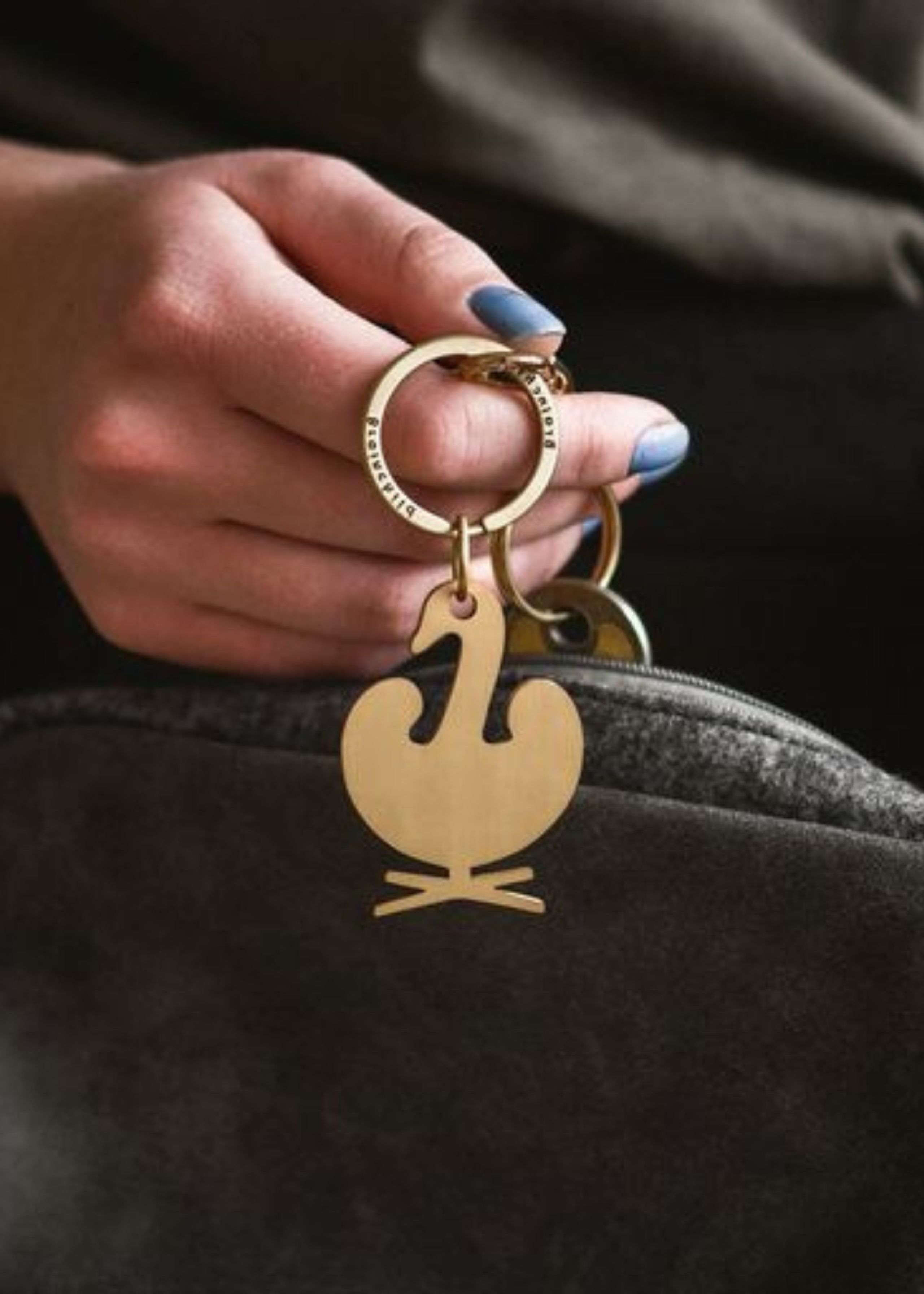 Brainchild - Keychain - Brainchild – Nøglering – Svanen – Designikon - Massiv messing