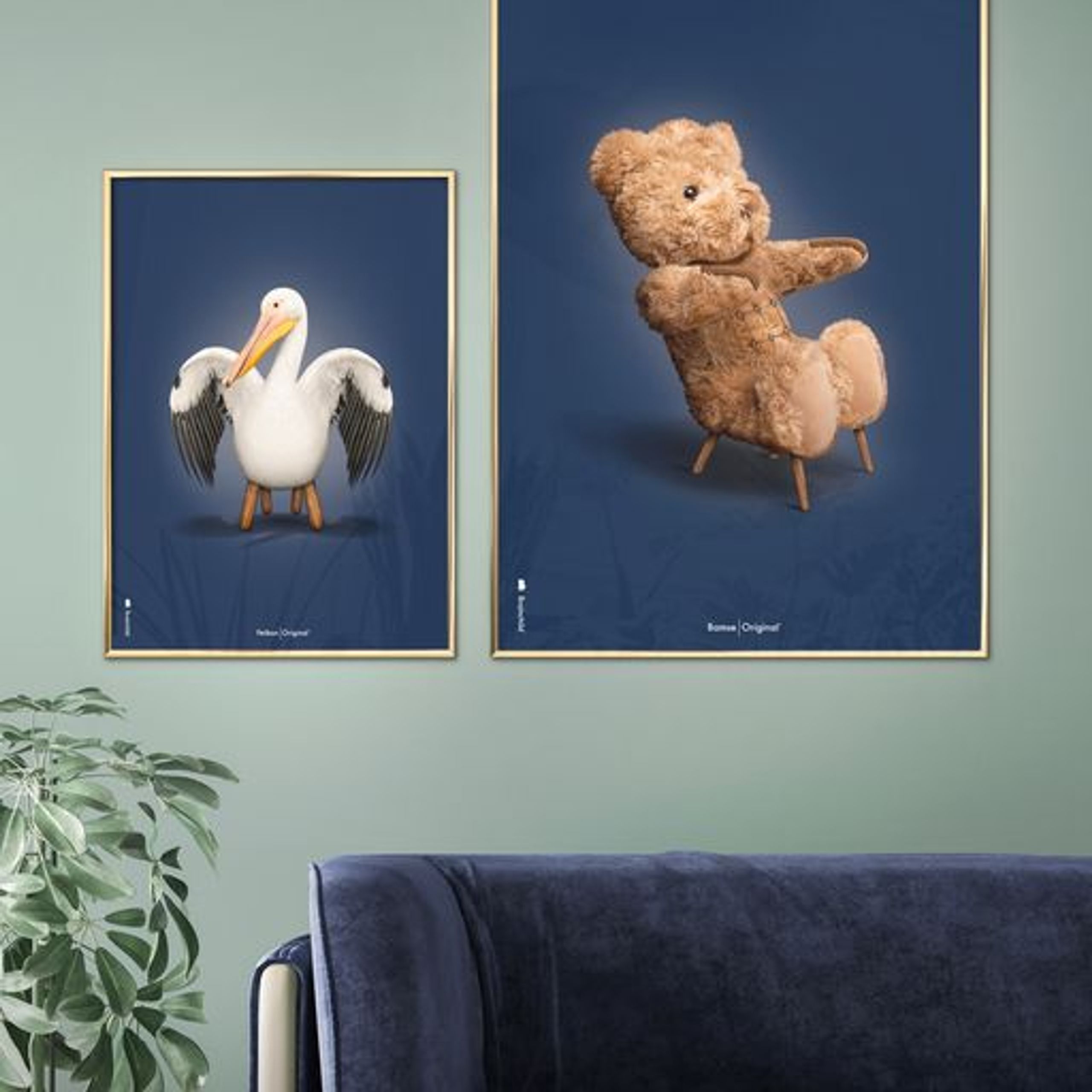 Brainchild - Poster - Brainchild – Plakat – Klassisk – Mørkeblå – Bamse - Ingen ramme