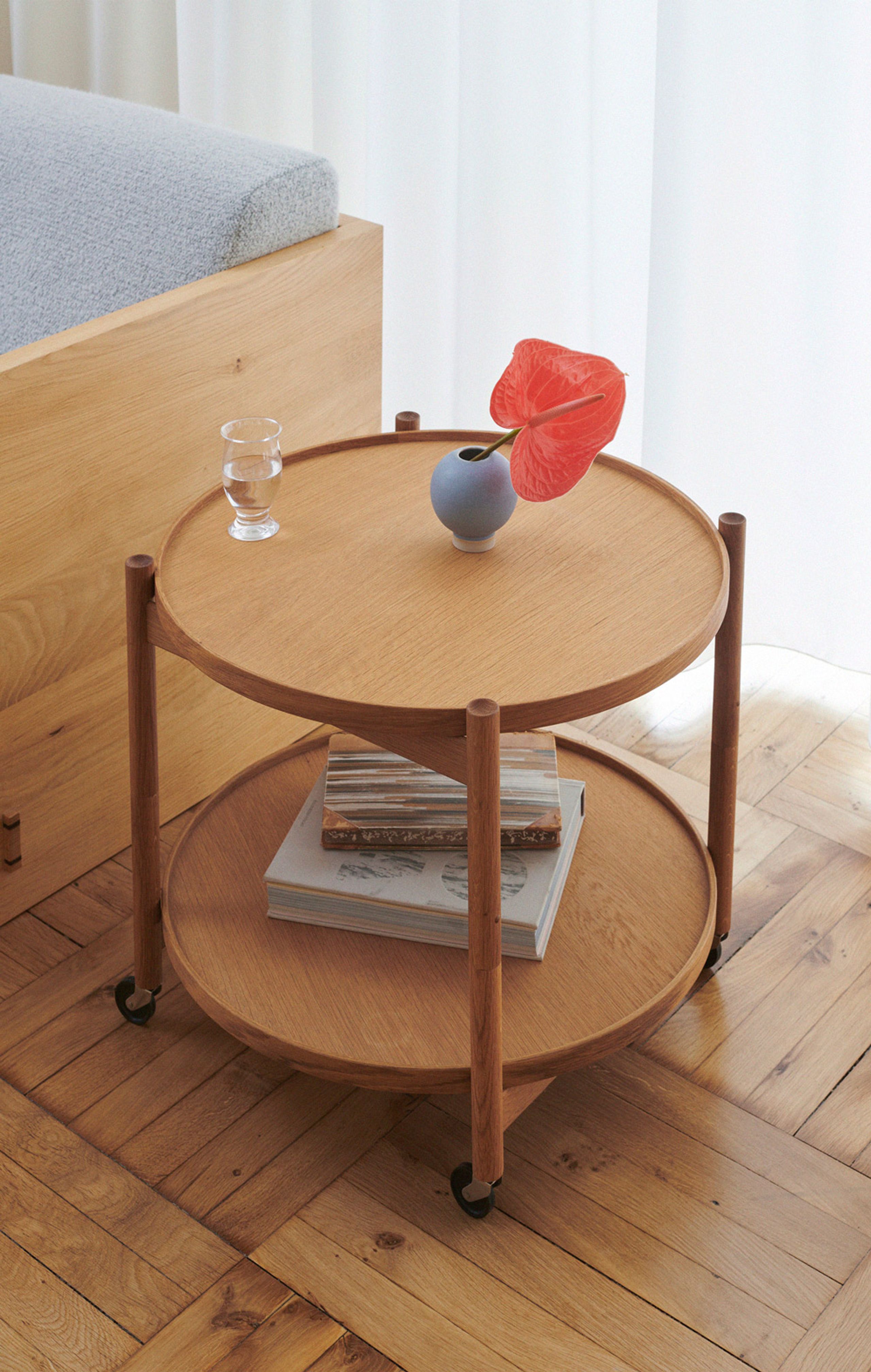 Brdr. Krüger - Conselho - Bølling Tray Table 60 / Oiled Beech - WATER - Light Blue/Dark Blue