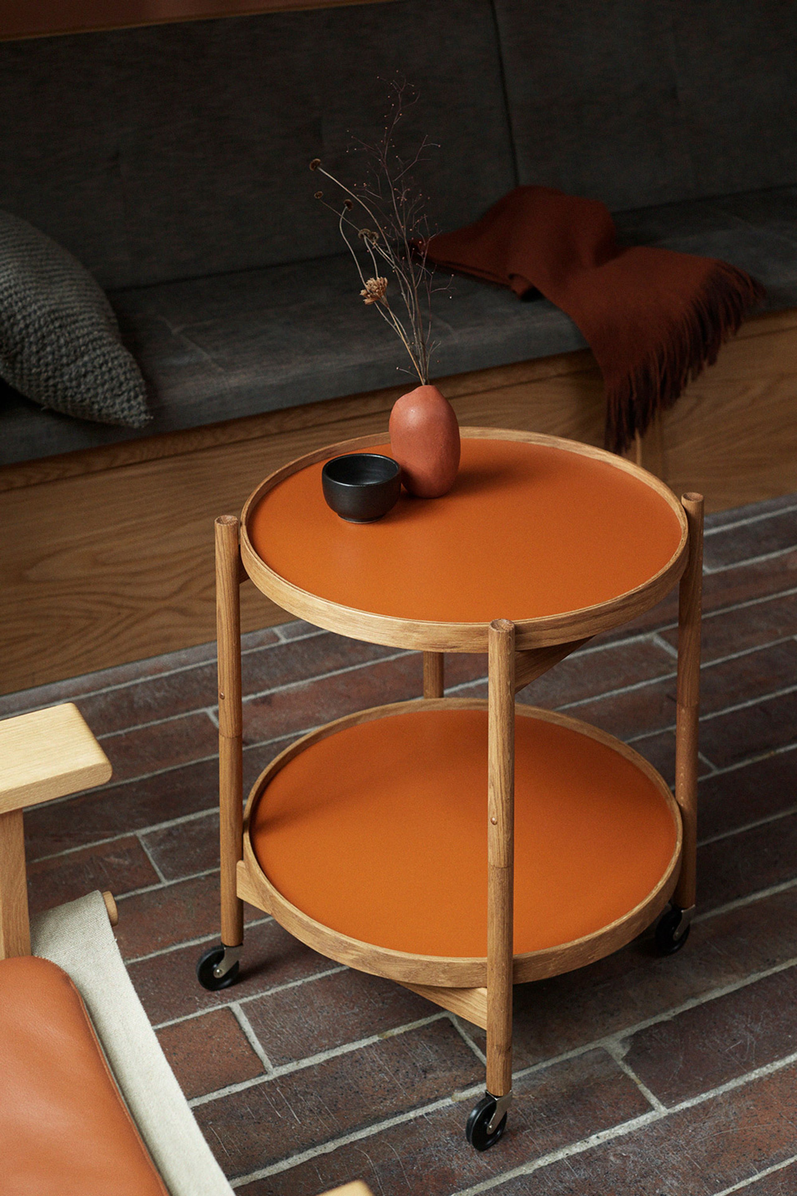 Brdr. Krüger - Conseil d'administration - Bølling Tray Table 60 / Black Stained Oak - EARTH - Beige/Brown