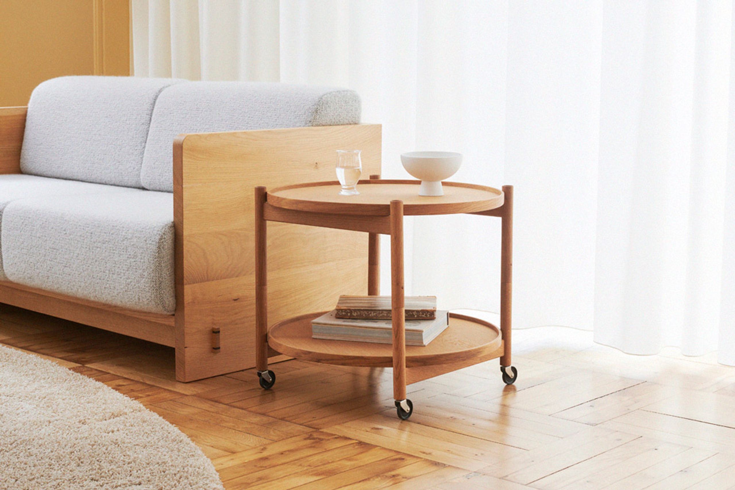 Brdr. Krüger - Conseil d'administration - Bølling Tray Table 60 / Black Stained Oak - EARTH - Beige/Brown