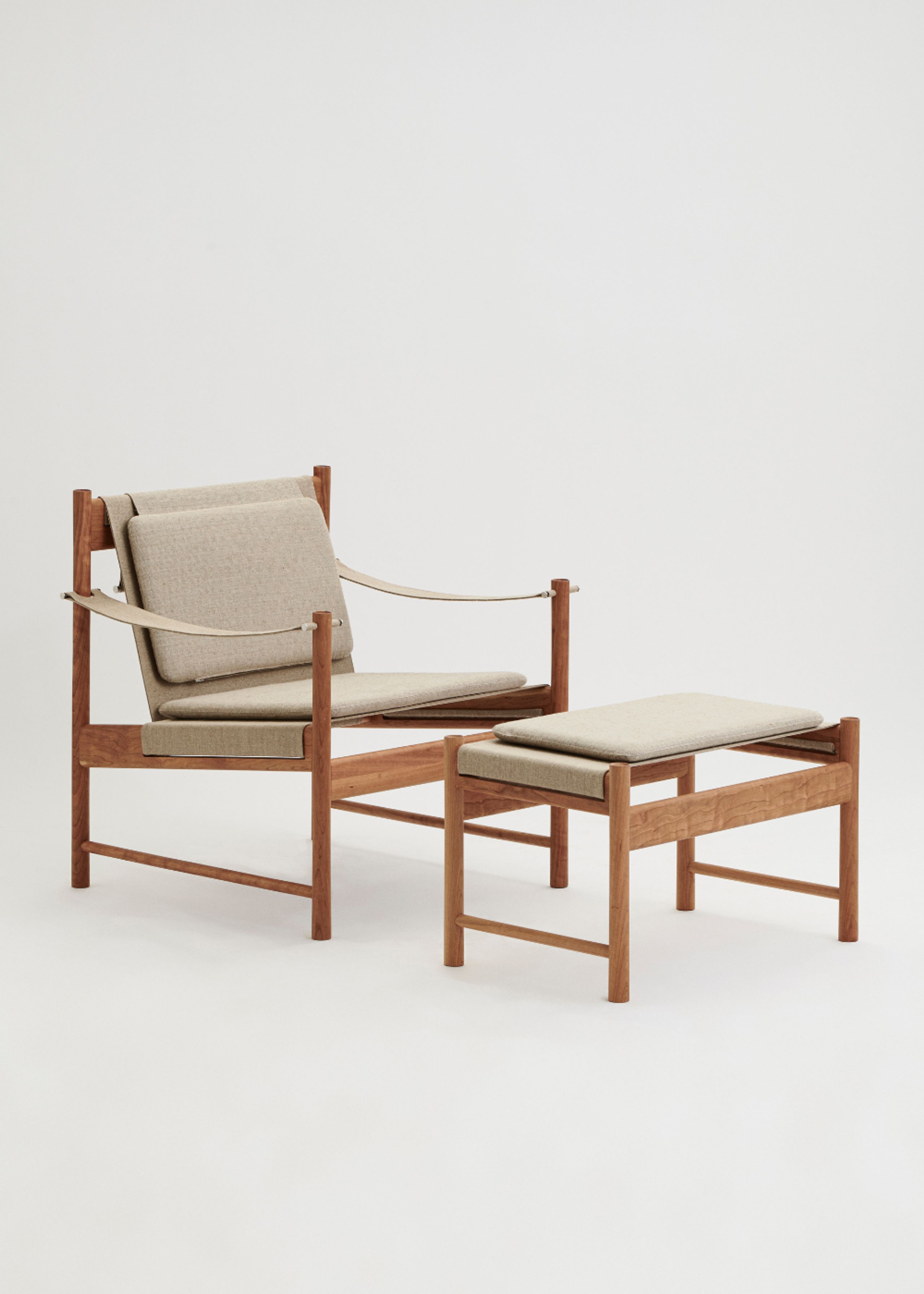 Brdr. Krüger - Krzesło do salonu - Hans Bølling Lounge Chair - Cherry Oiled - Canvas