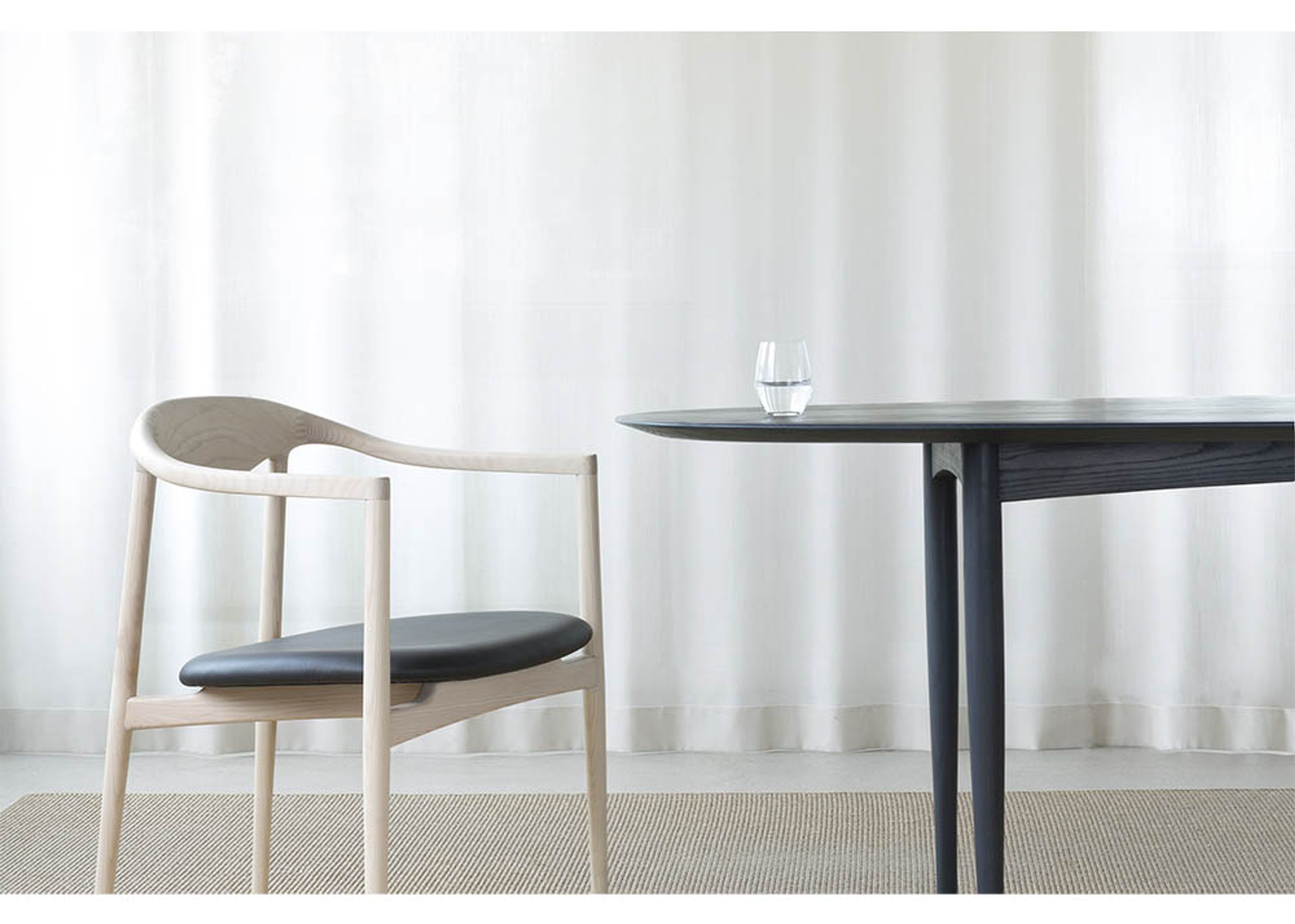 Brdr. Krüger - Jídelní stůl - JARI Dining Table - Oak Smoked Oiled