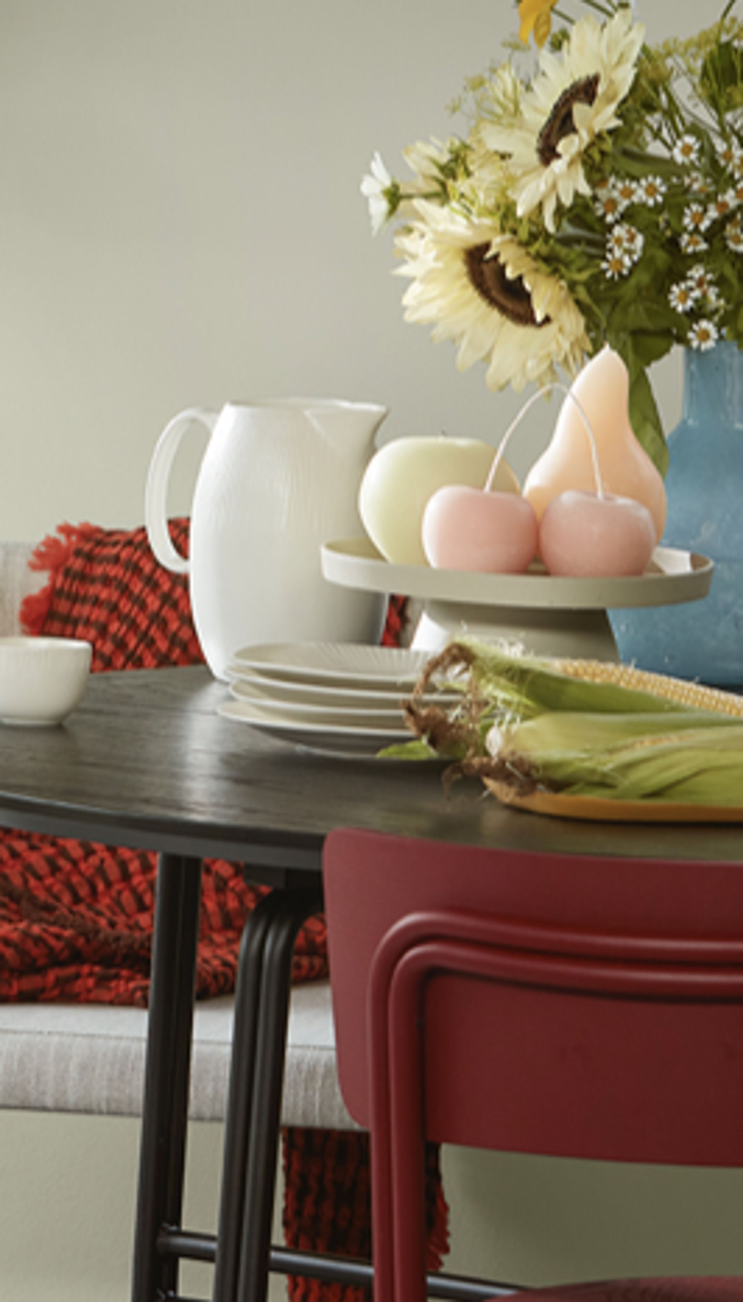 Broste CPH - Bloková svíčka - Figure Candle Cherry - Peach Pink