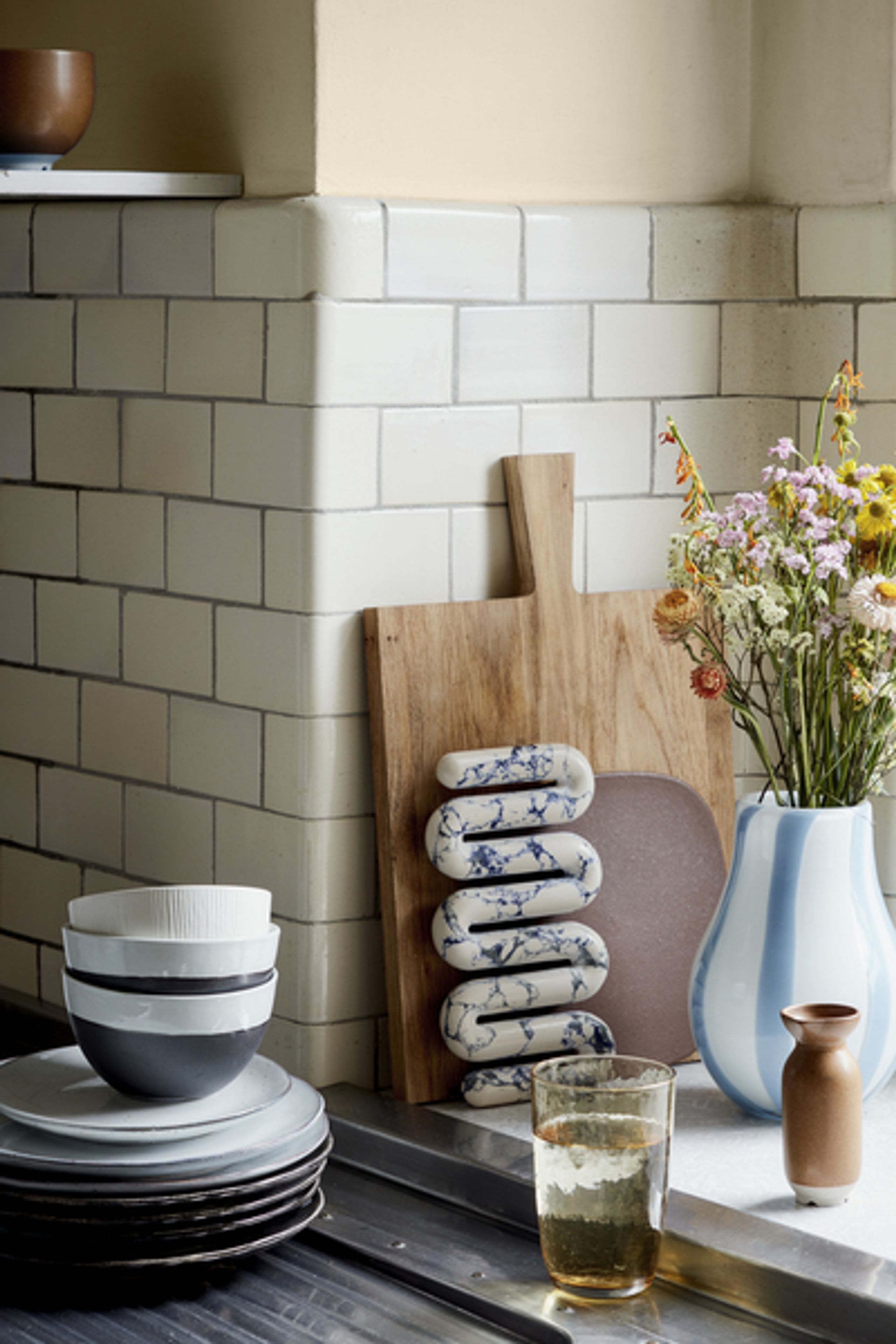 Broste CPH - Glass - Hammered Glass - Amber - 33,5 cl