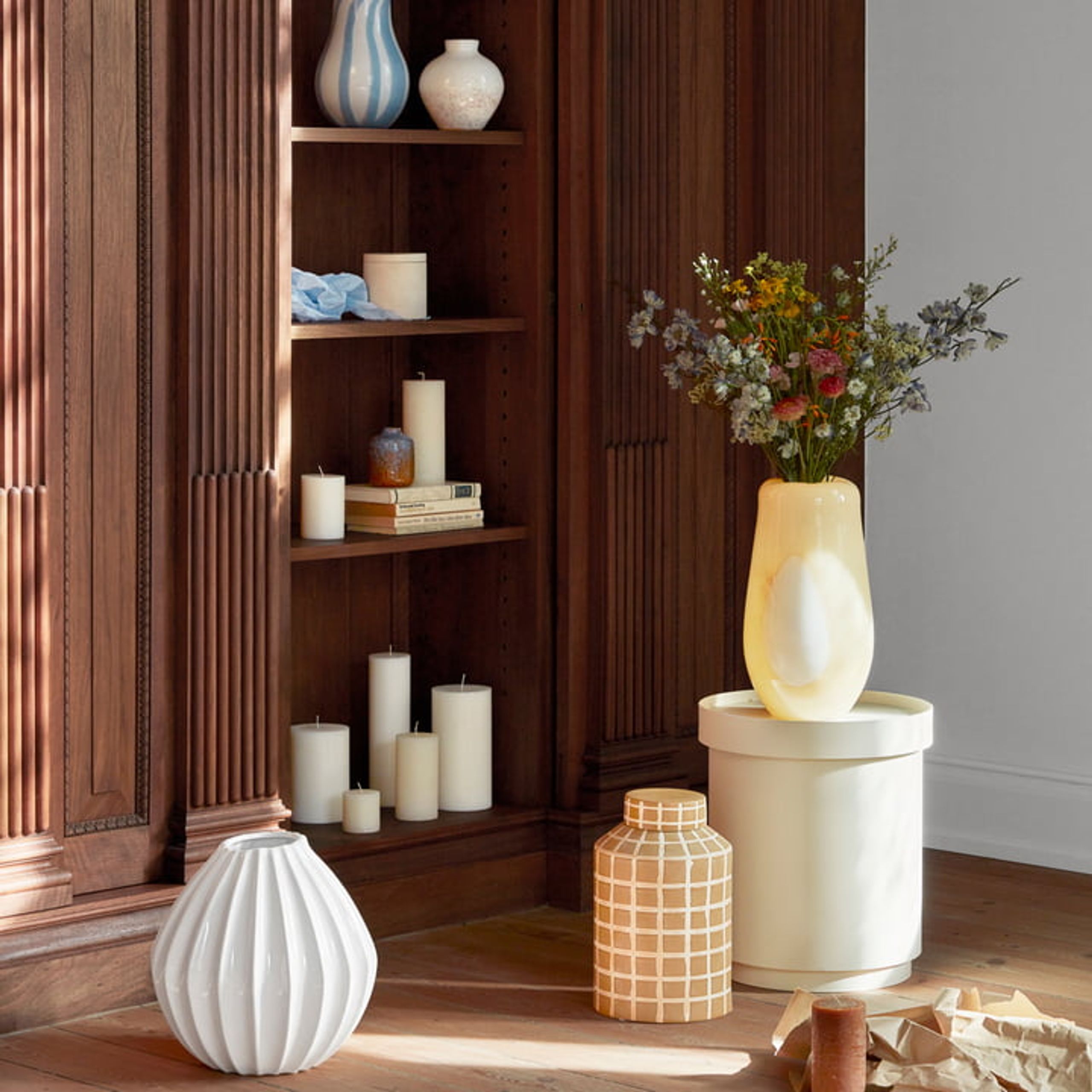 Broste CPH - Vase - Ada dot - Glas simply taupe warm grey large