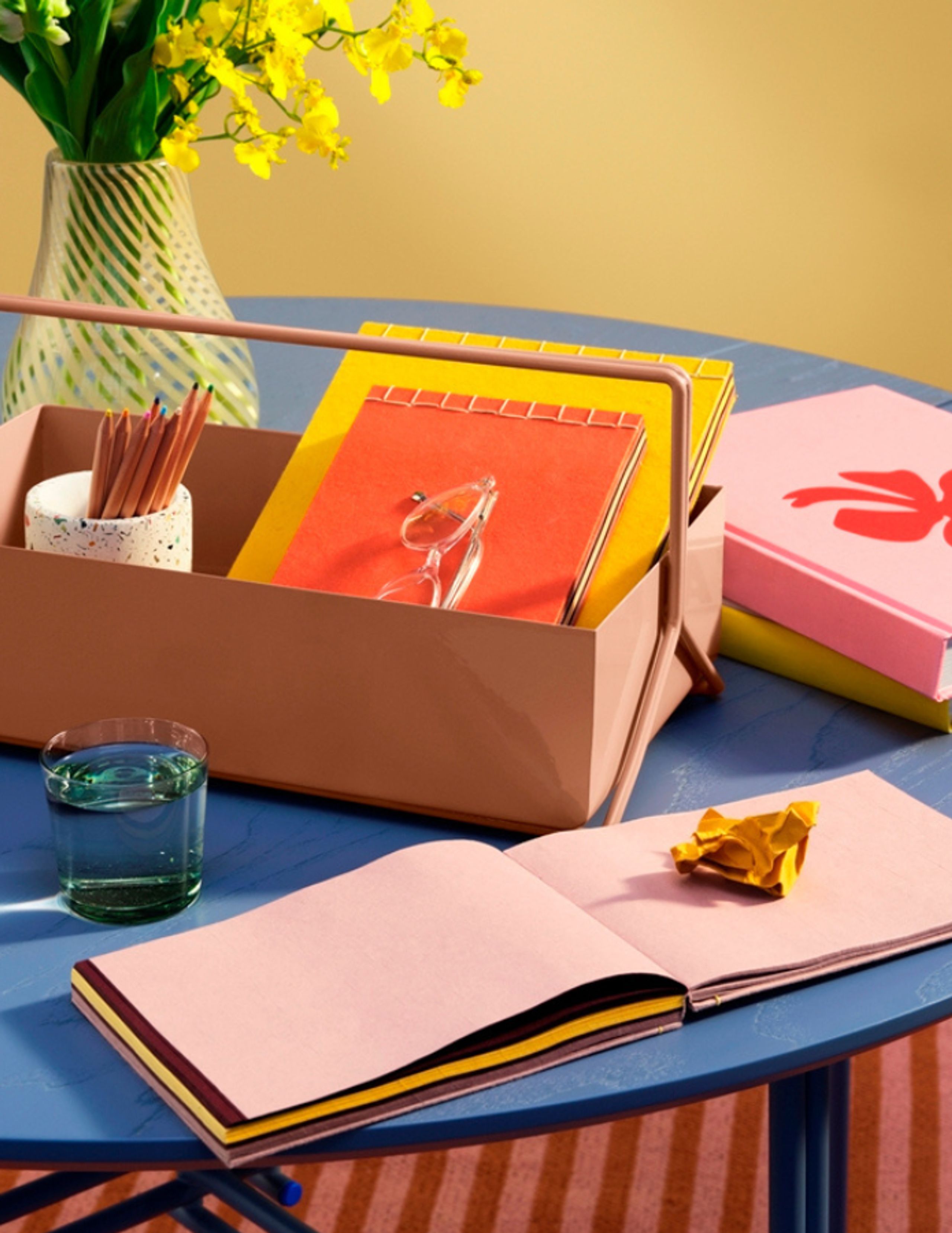 Broste CPH - Vase - Vase 'Ada Crosstripe' - Light Yellow