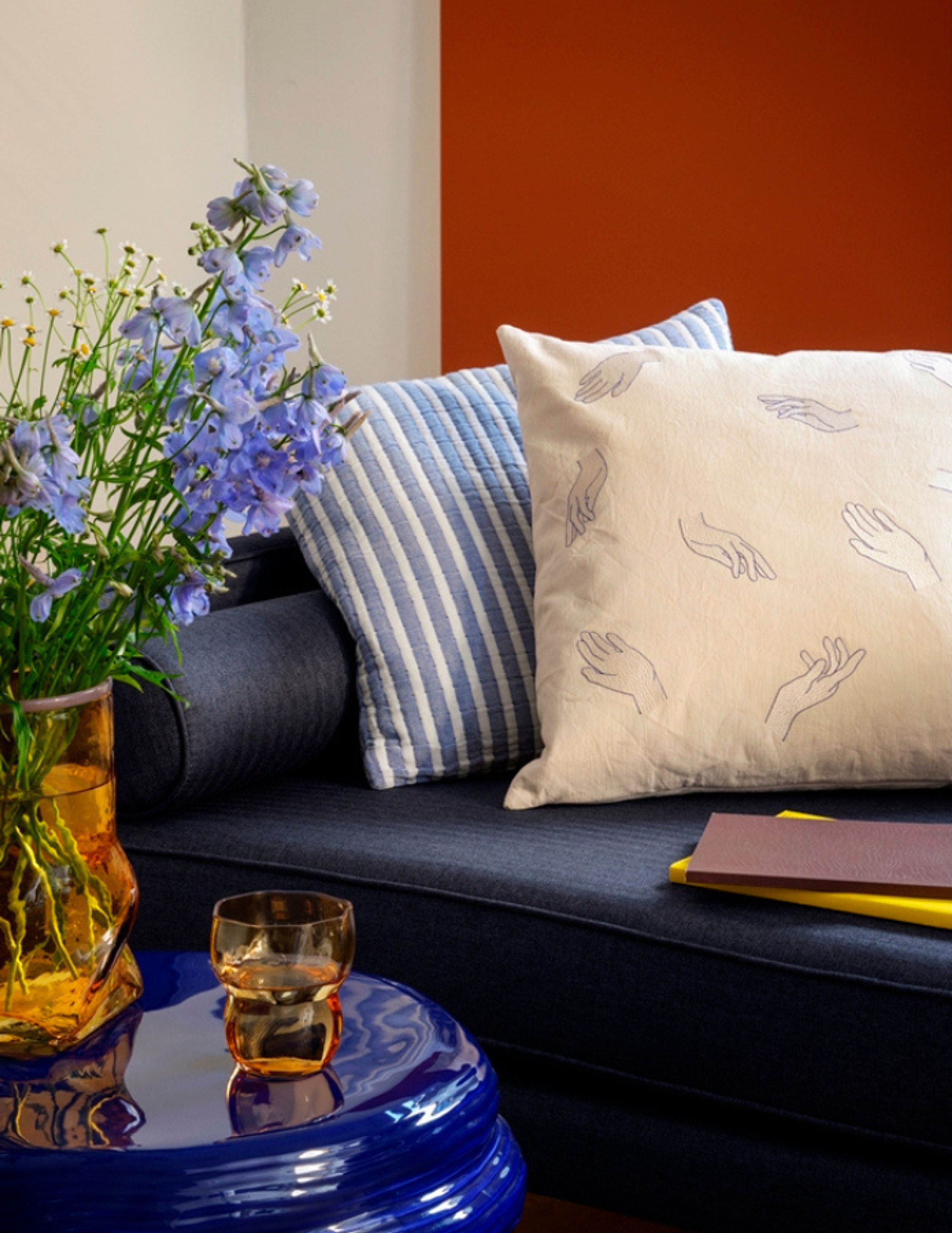 Broste CPH - Vase - Vase 'Ellen' Mundblæst Glas - Harvest Gold/Light Purple