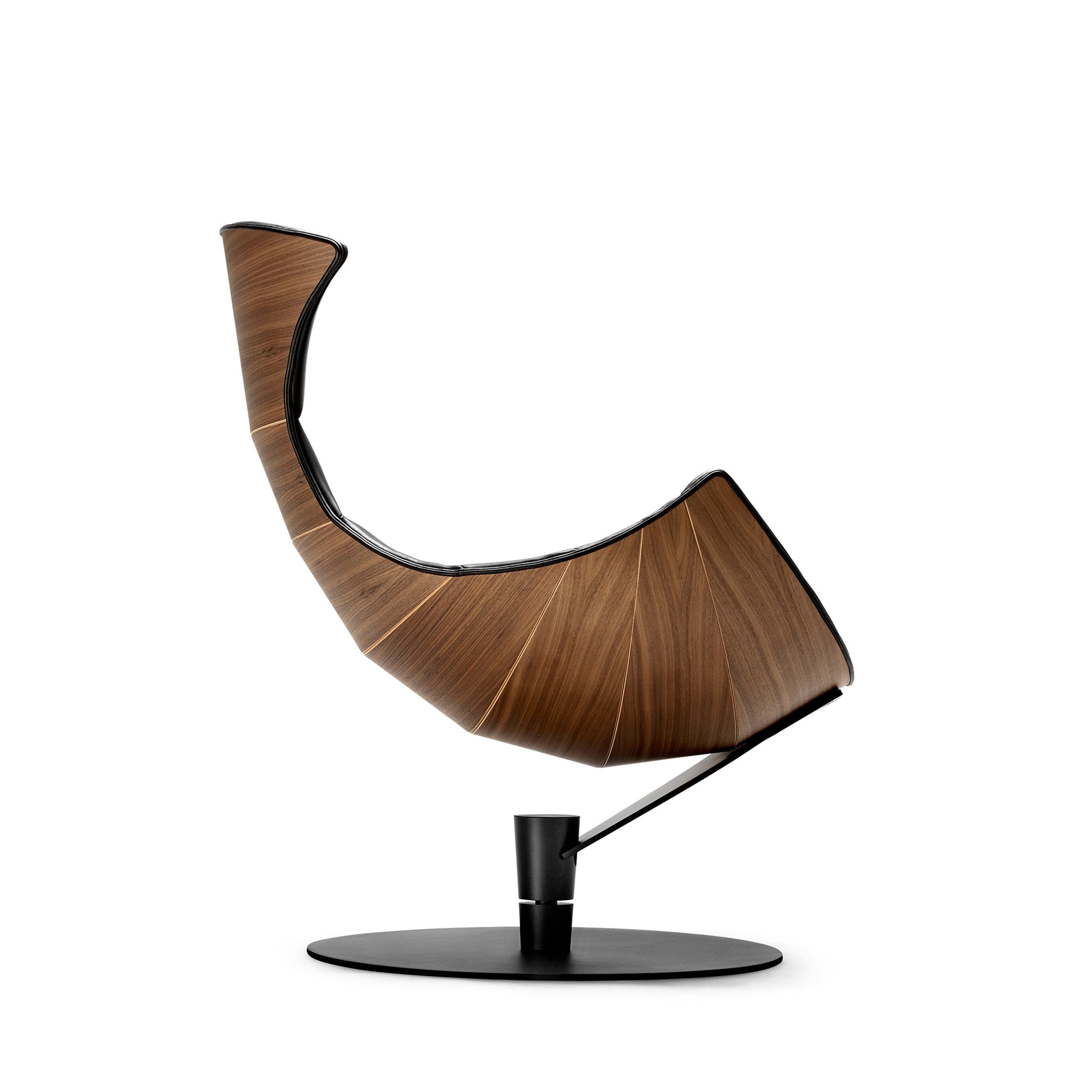 Bruunmunch - Poltrona - LOBSTER chair - Walnut, mat lacquered/Passion Leather