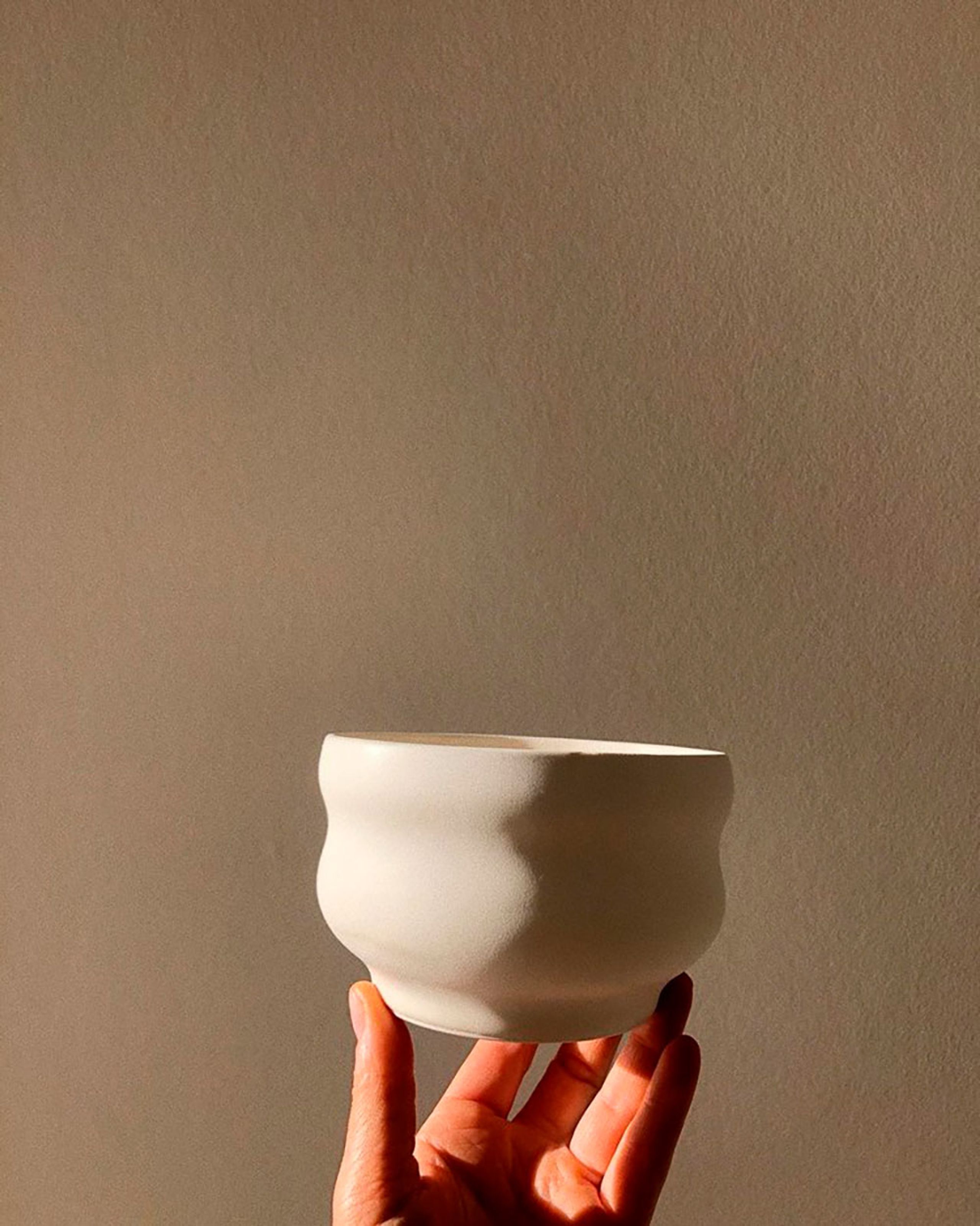 Burnt and Glazed - Skål - Wave Bowl - Eggshell