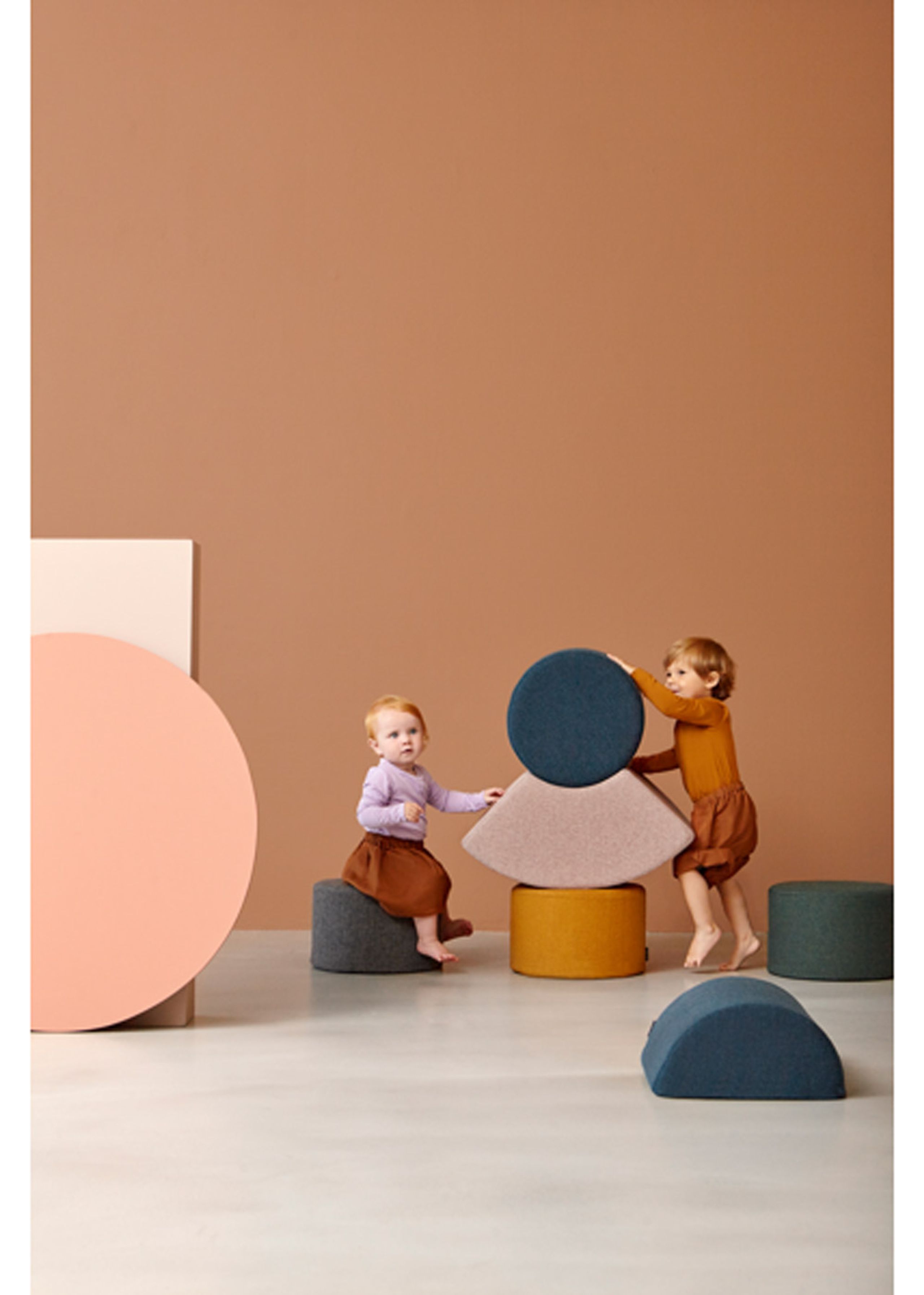 By Klipklap Build & Bounce - - Build & Bounce - Circle - Mustard