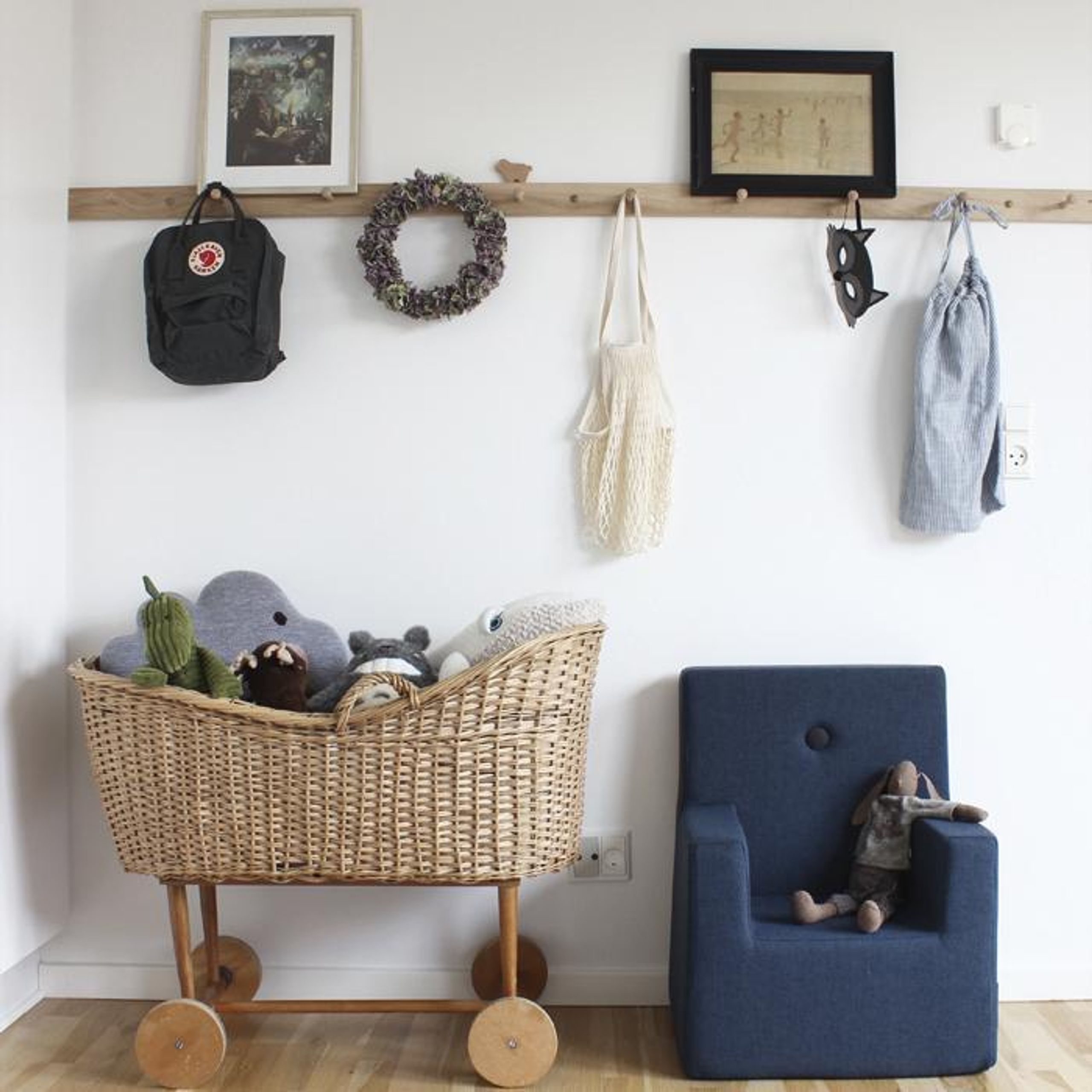 By KlipKlap - Stol - KK Kids Chair - Mustard w/ Mustard