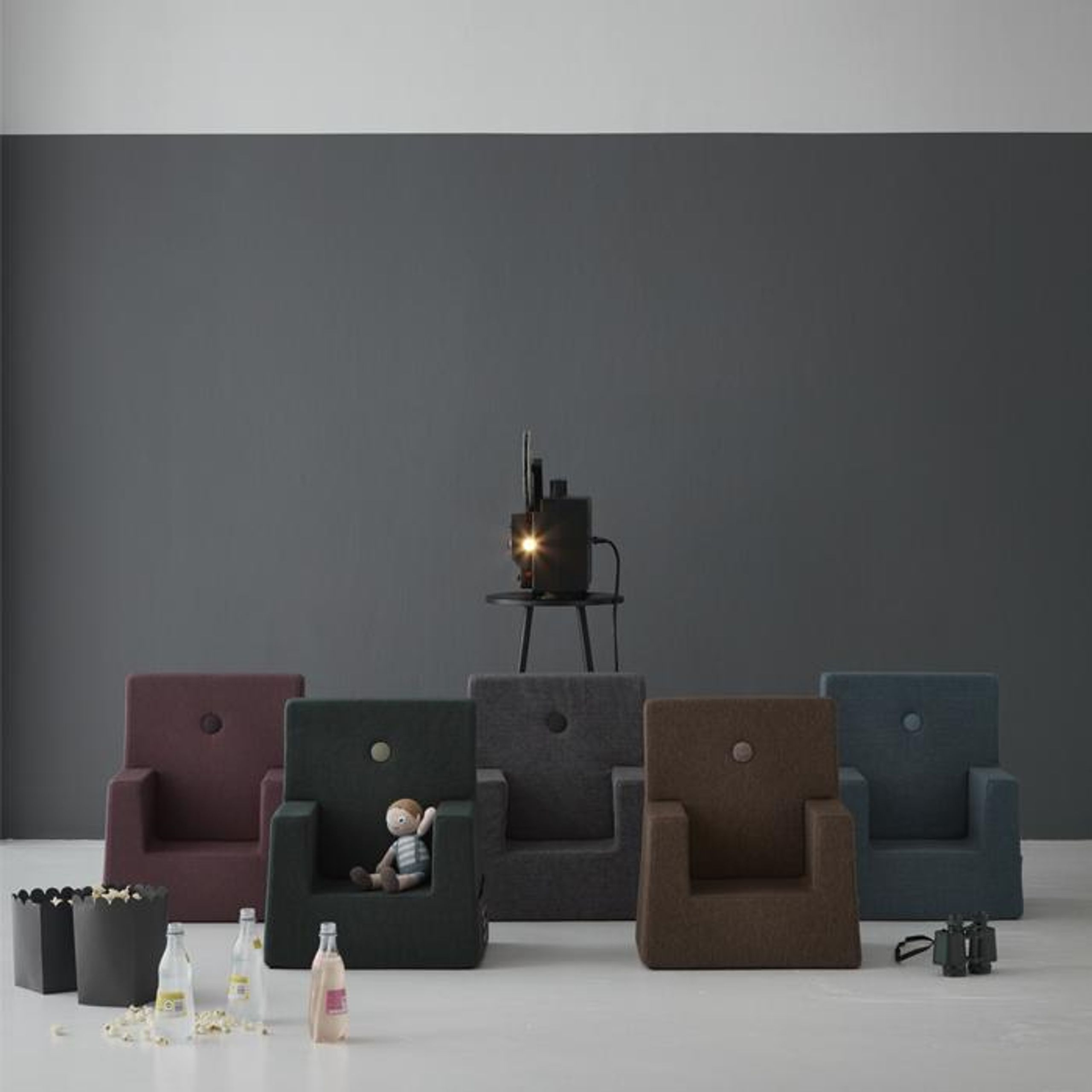 By KlipKlap - Stol - KK Kids Chair - Mustard w/ Mustard