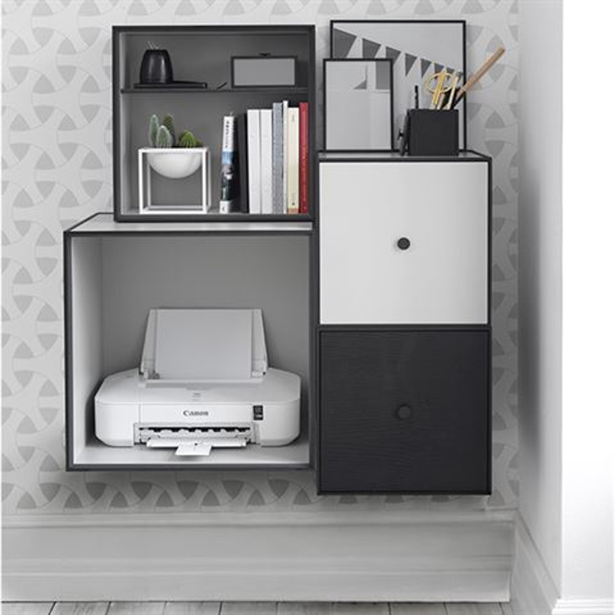 By Lassen - Reol - Frame 28 Incl. Låge - Sortbejdset Ask