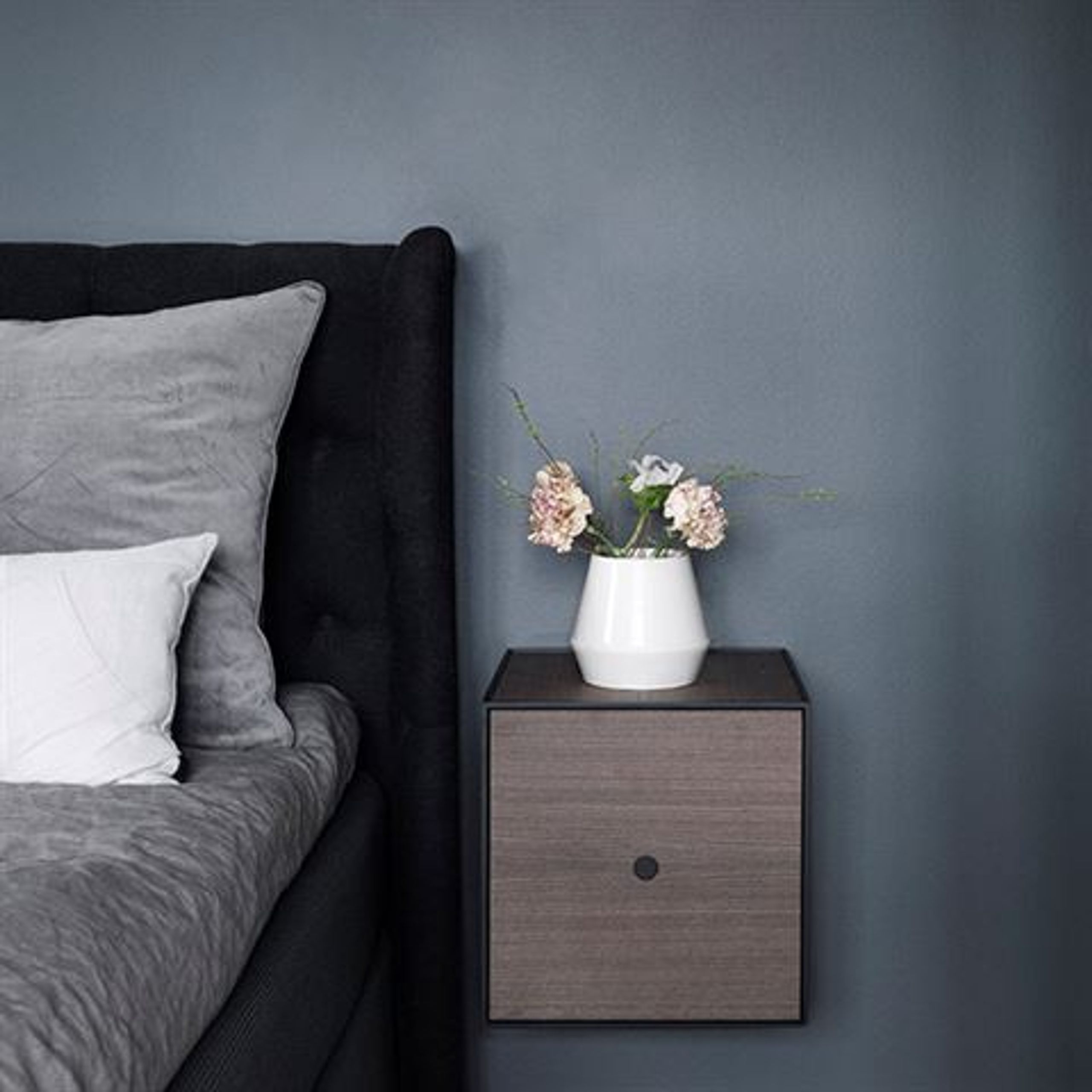 By Lassen - Display - Frame 35 Ekskl. Låge - Smoked Oak