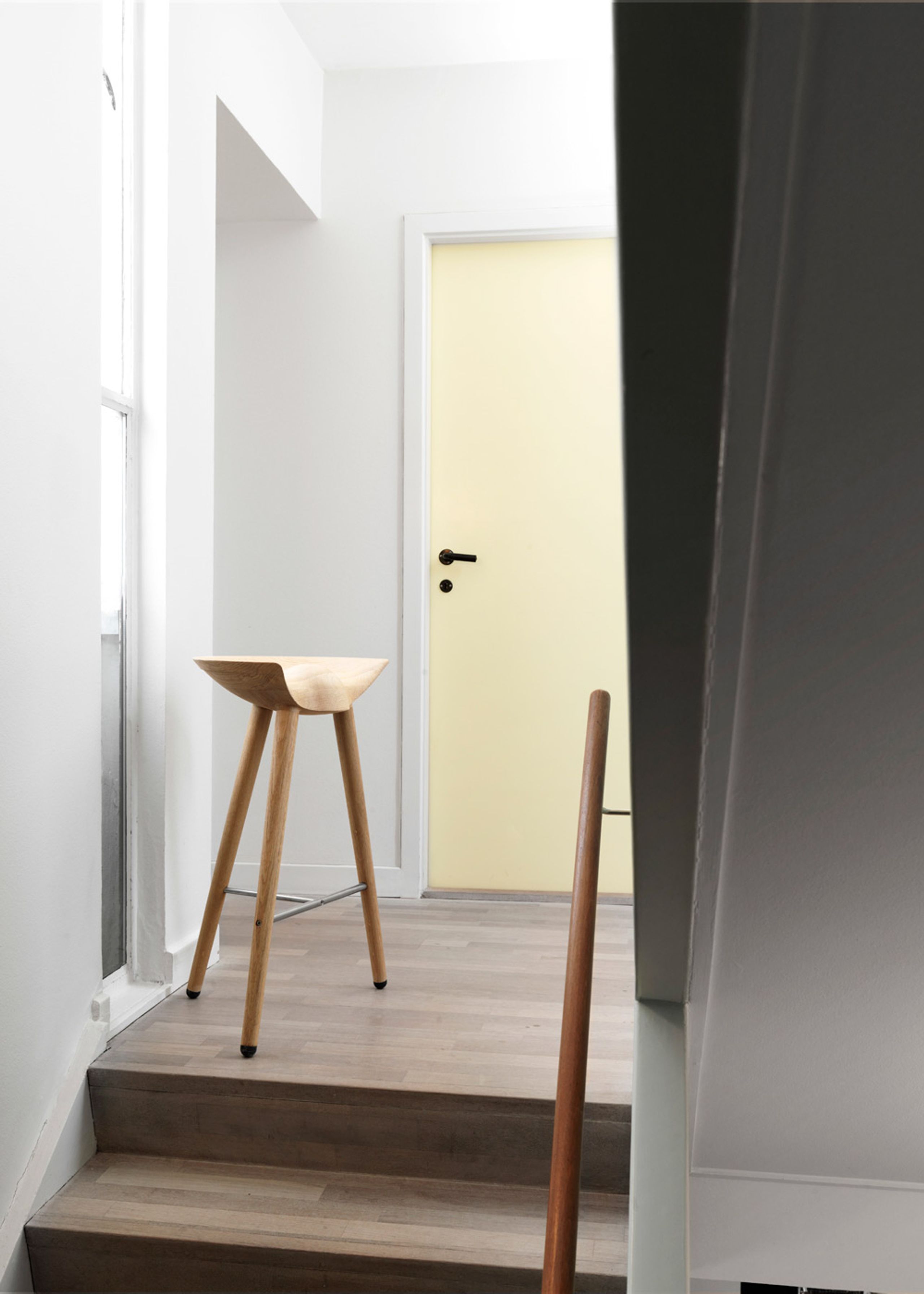 By Lassen - Stol - ML 42 Bar Stool - Høj - Sortbejdset Bøg/Messing