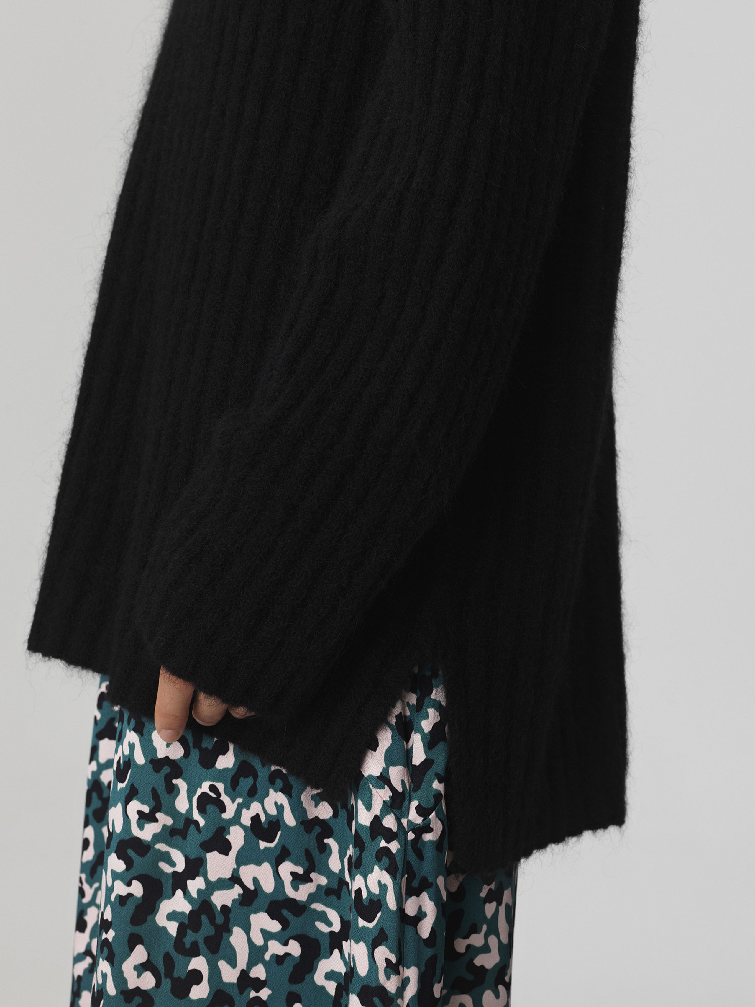 By Malene Birger - Knit - Paprika - Black